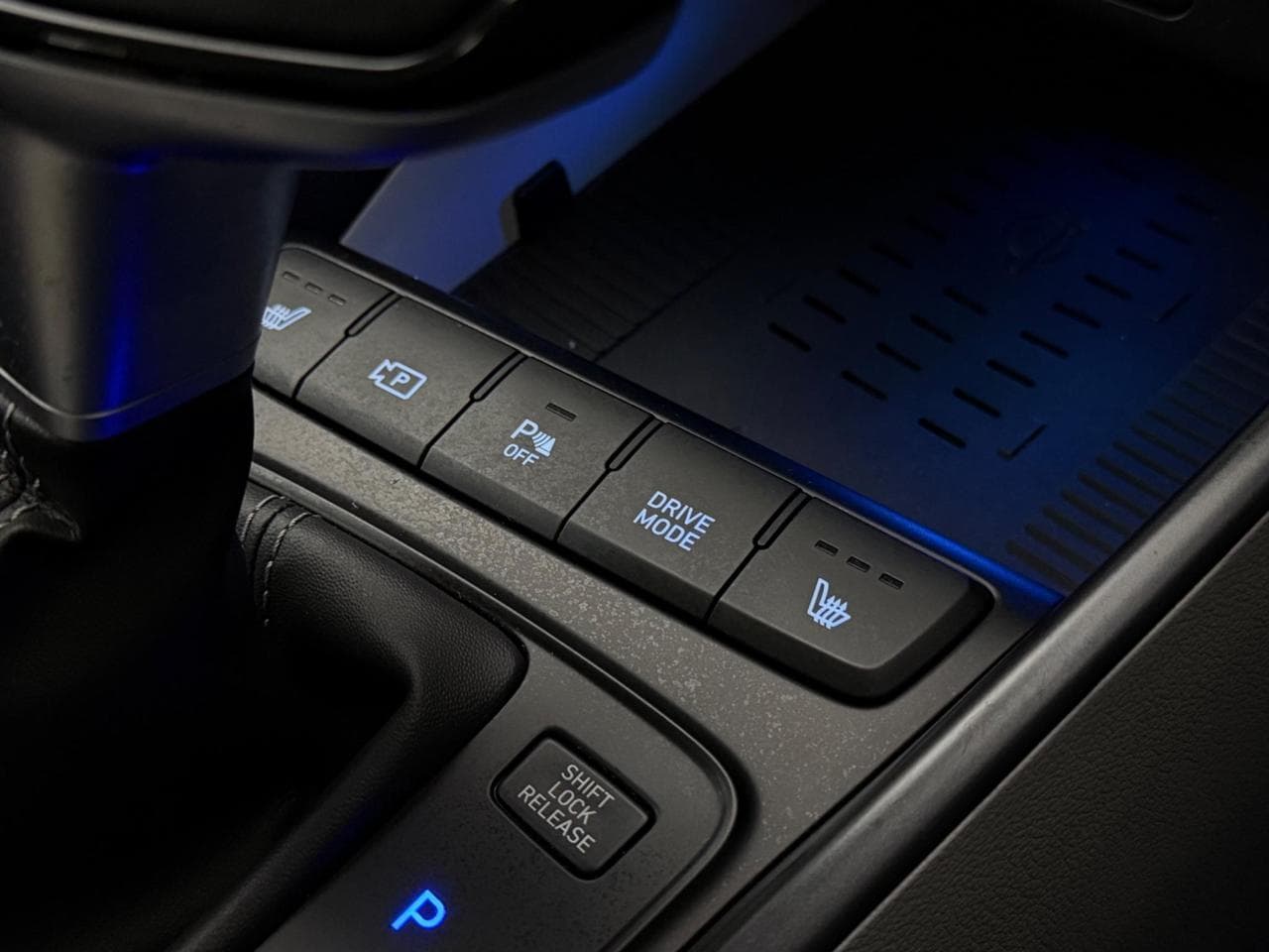 HYUNDAI i20 thumbnail Misc Controls