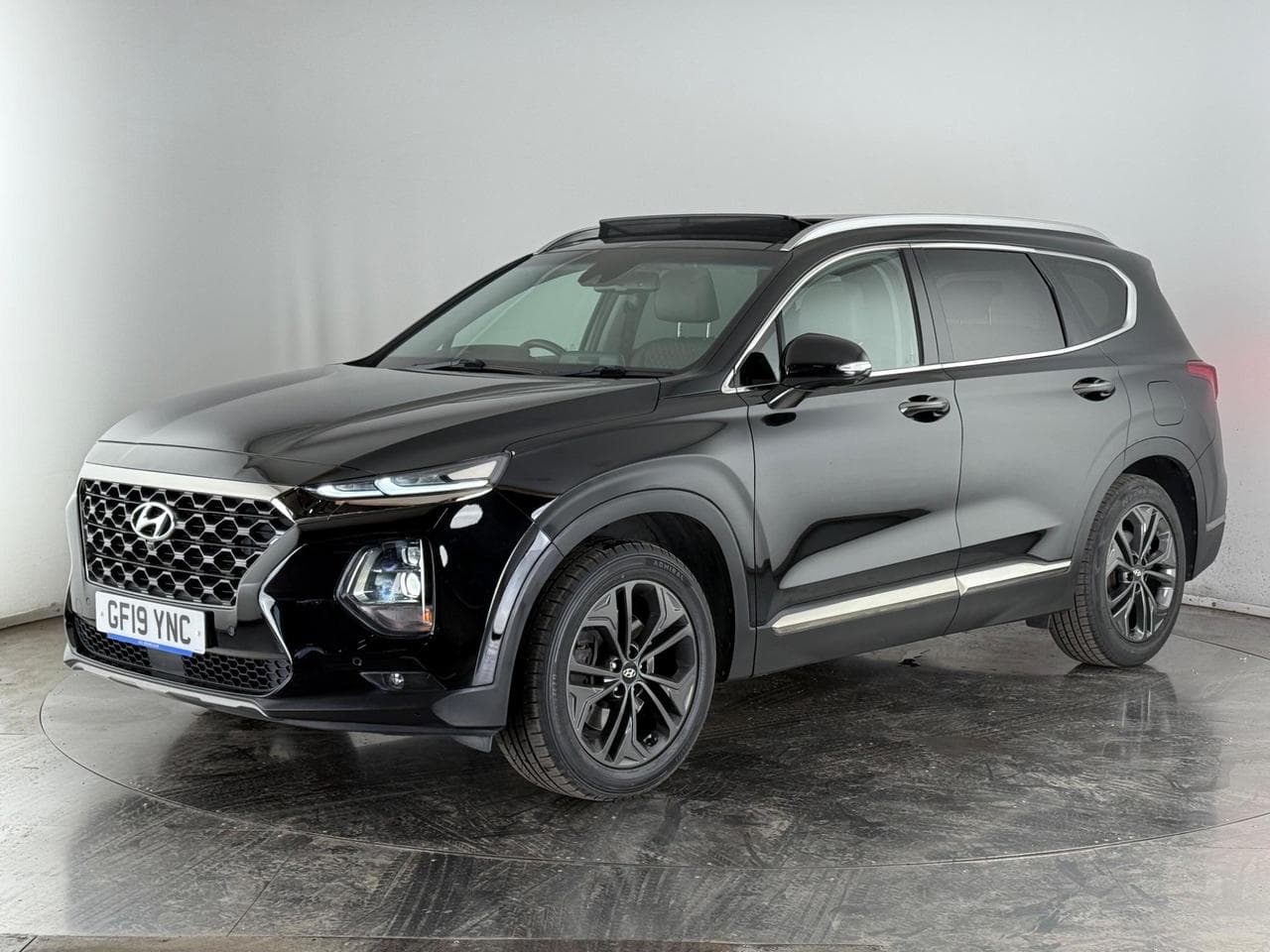 HYUNDAI Santa Fe thumbnail Front Left