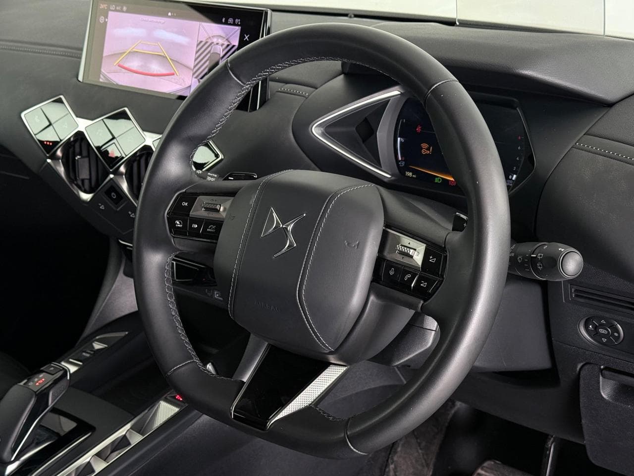 DS 3 thumbnail Steering Wheel