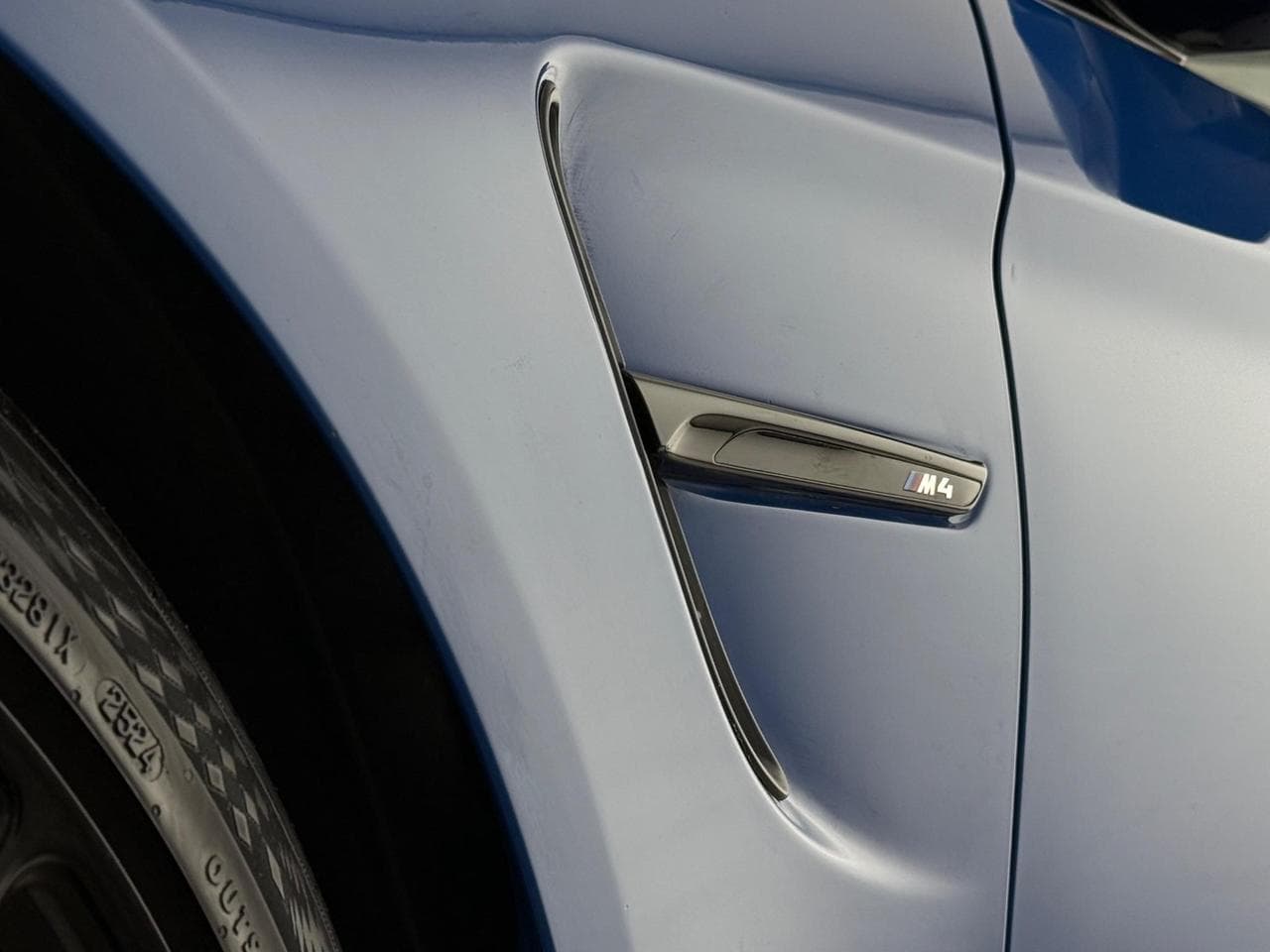 BMW 4 Series thumbnail Door Interior