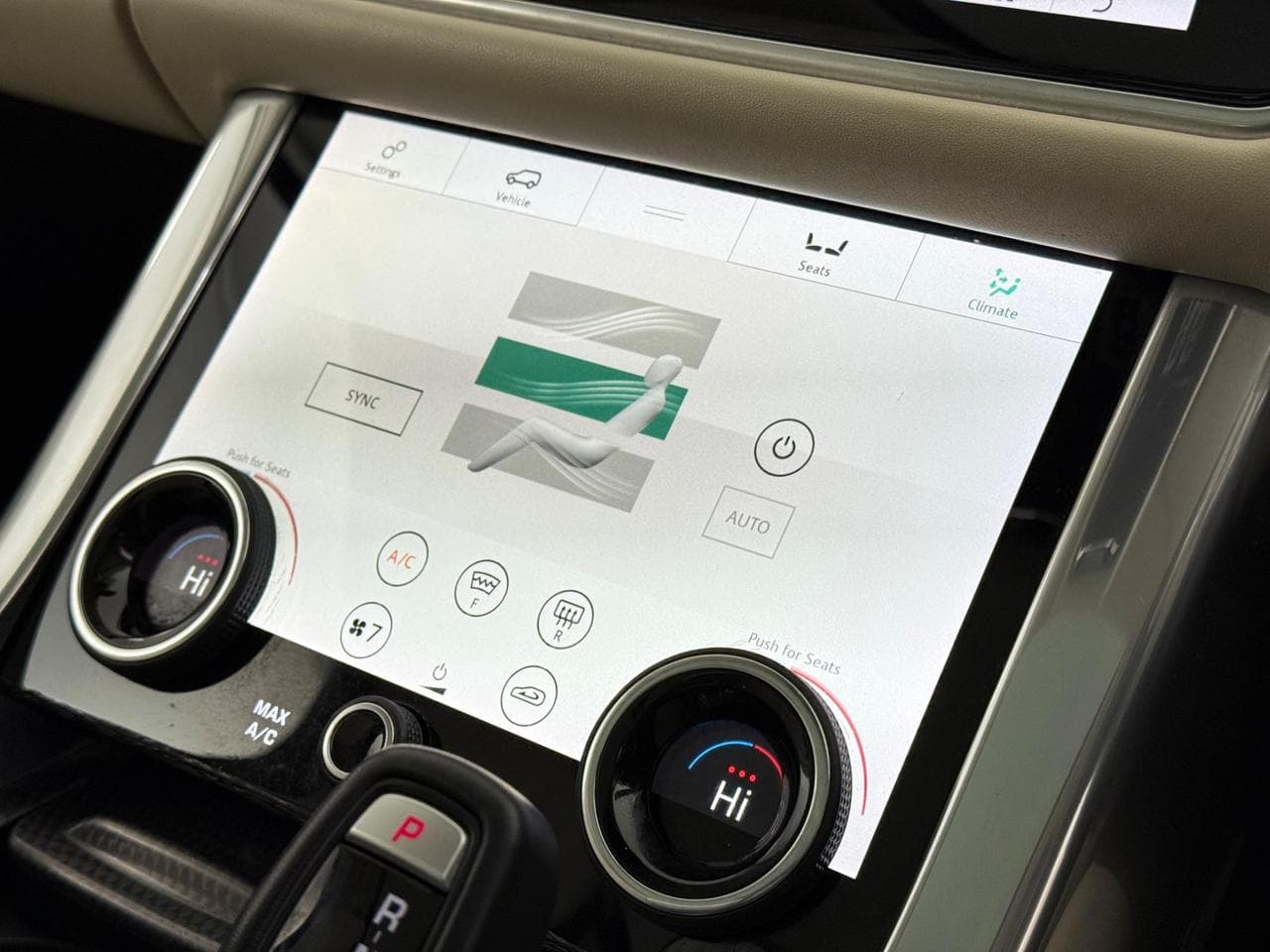 LAND ROVER Range Rover Sport thumbnail Infotainment System