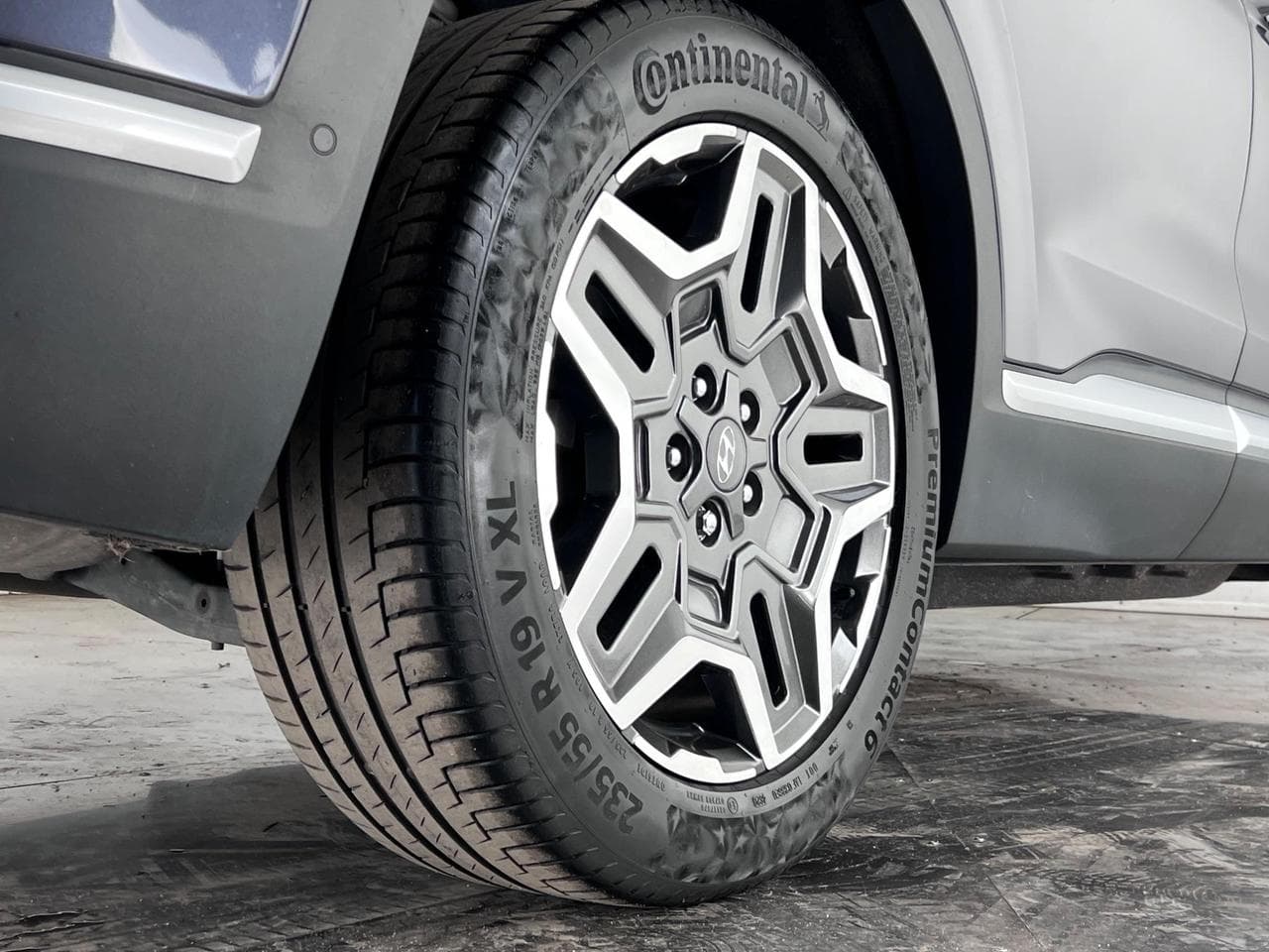 HYUNDAI SANTA FE thumbnail Wheel