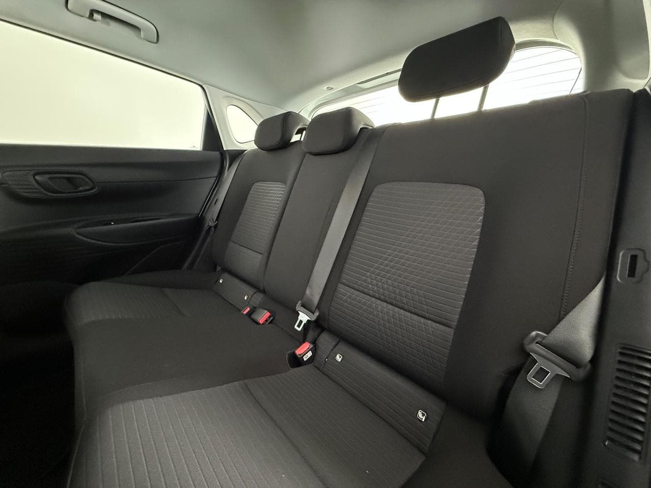 HYUNDAI i20 thumbnail Seats Rear