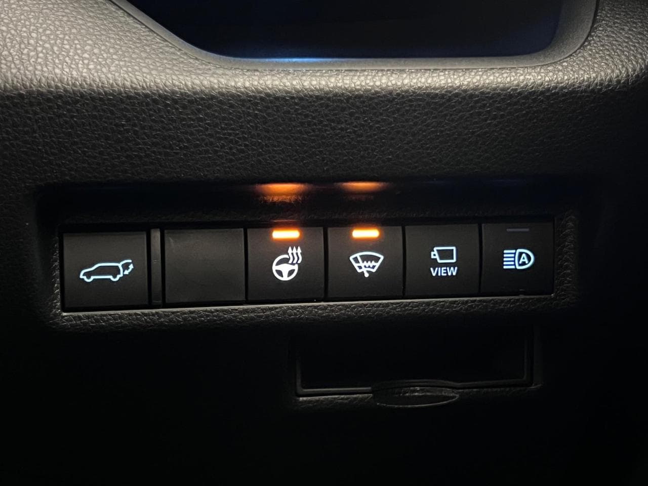 TOYOTA RAV4 thumbnail Misc Controls