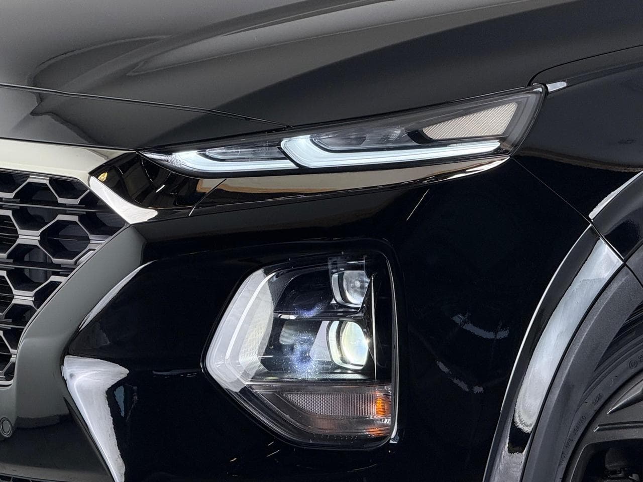 HYUNDAI Santa Fe thumbnail Engine