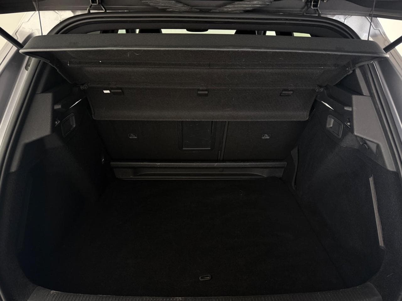 DS 7 Crossback thumbnail Boot
