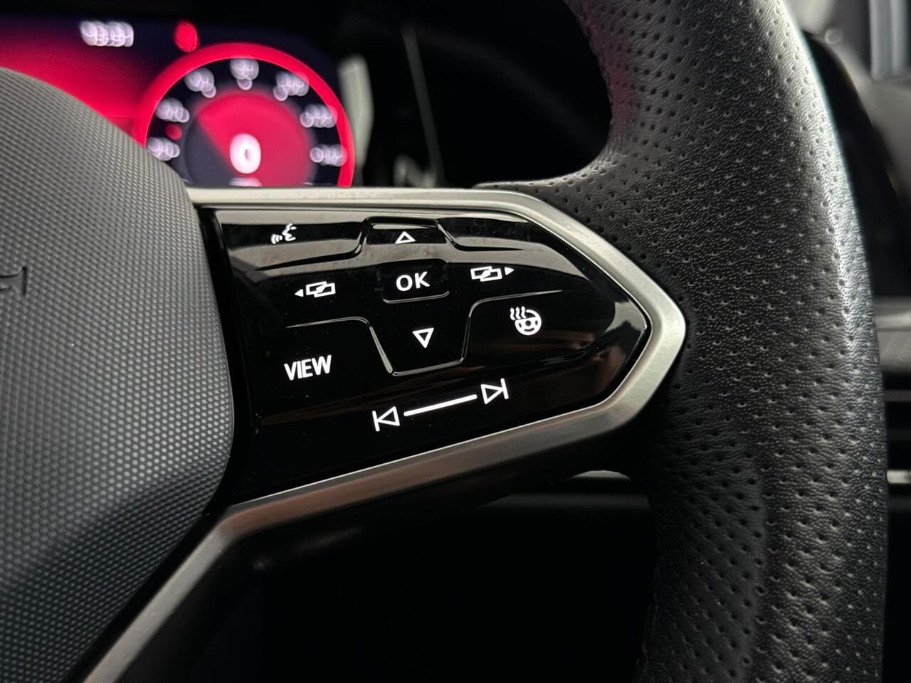 VOLKSWAGEN Golf thumbnail Misc Controls