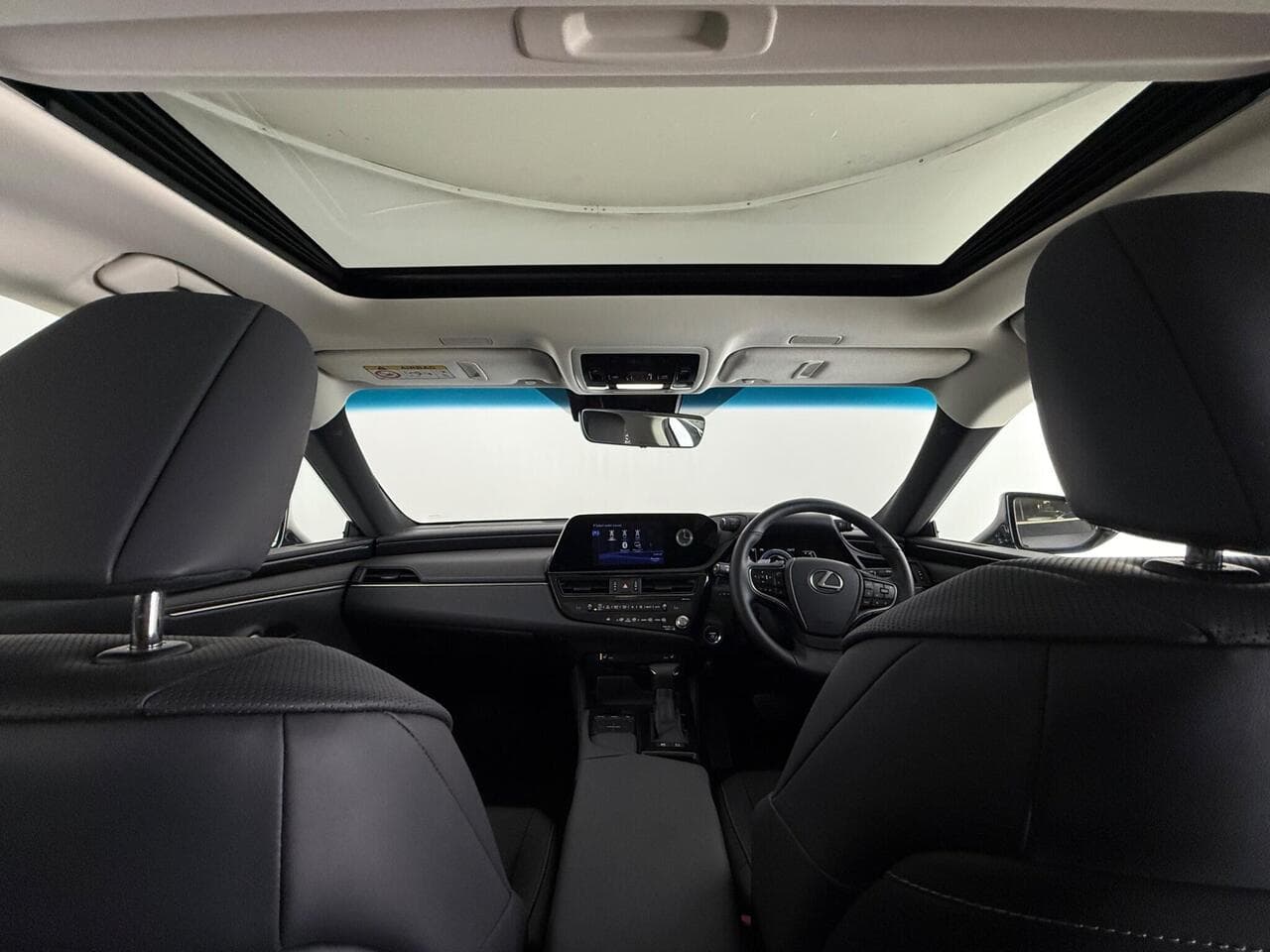 LEXUS ES thumbnail Interior Front