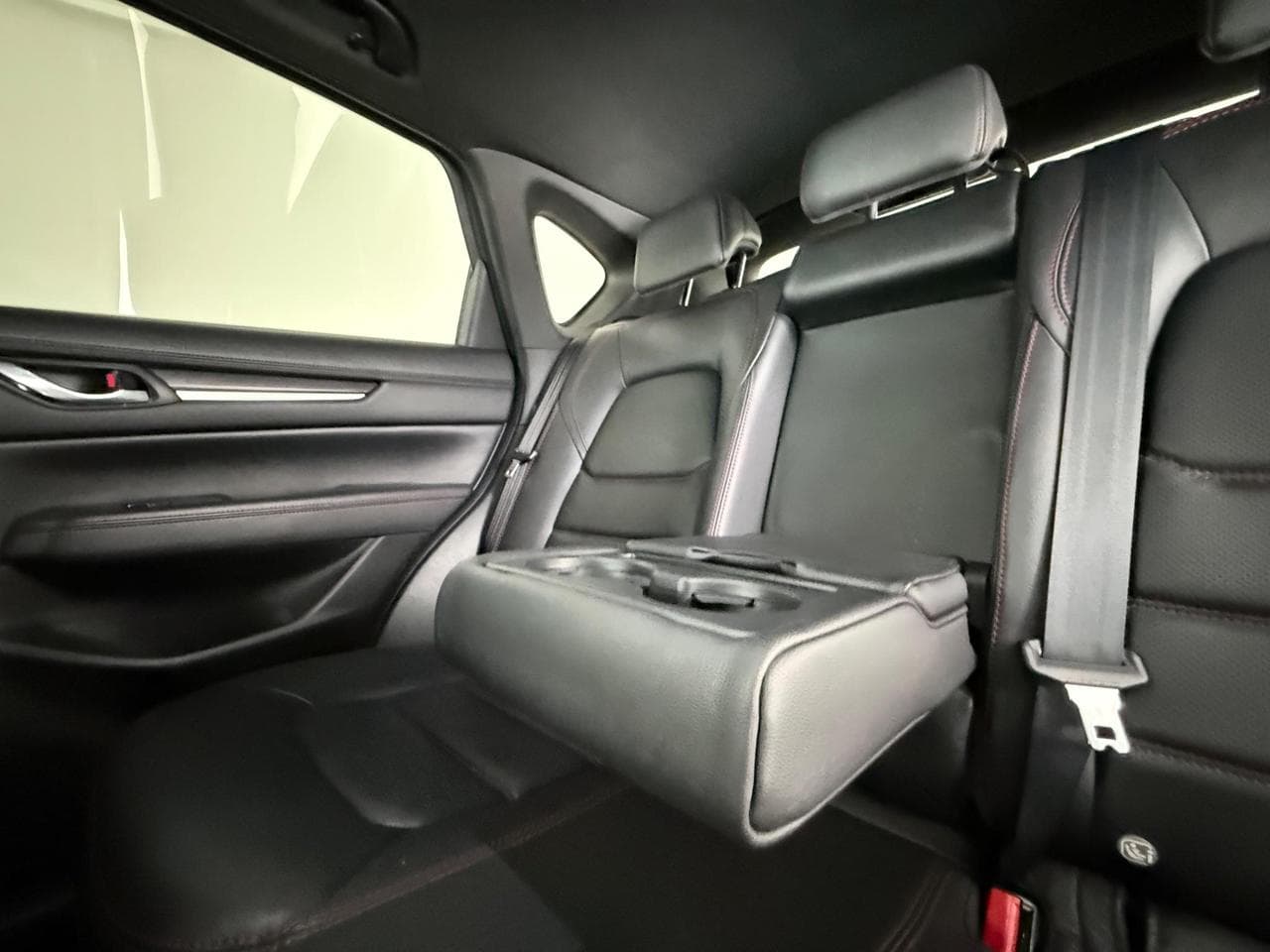 MAZDA CX-5 thumbnail Seats Rear