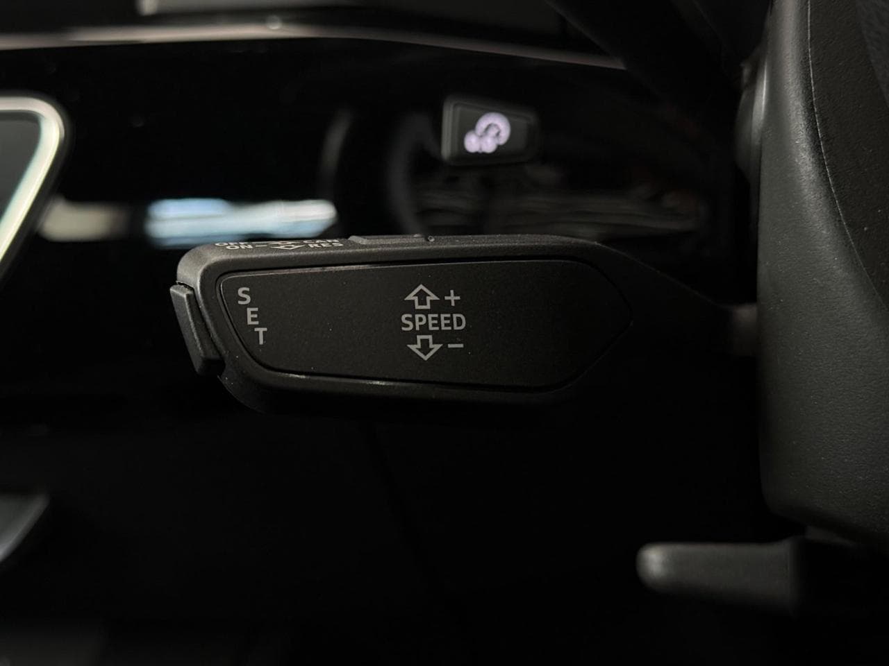 AUDI A4 thumbnail Misc Controls