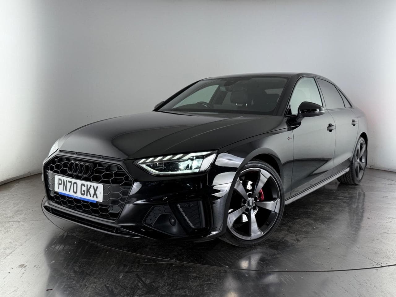 AUDI A4 thumbnail Front Left