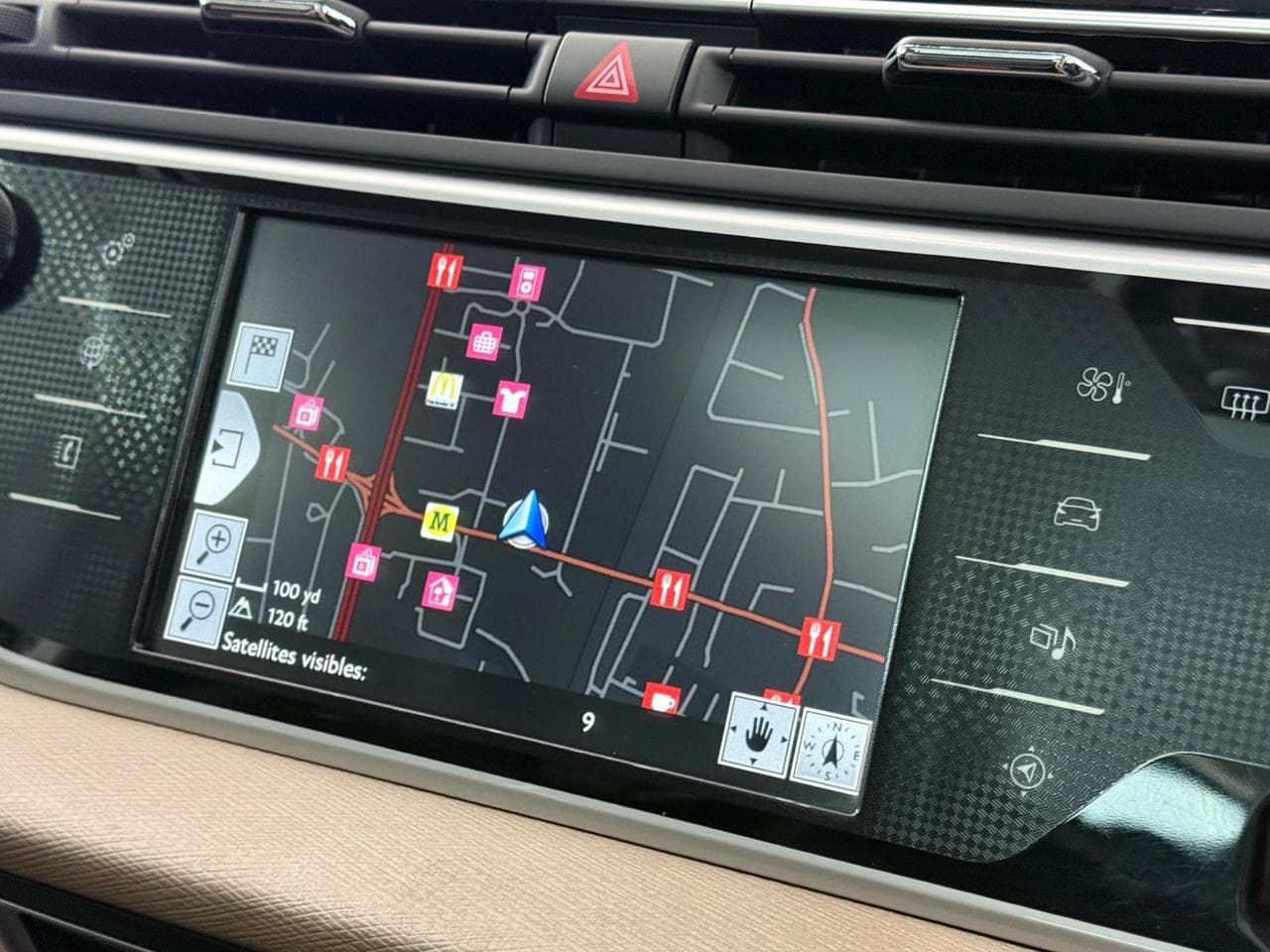 CITROEN C4 Picasso thumbnail Infotainment System