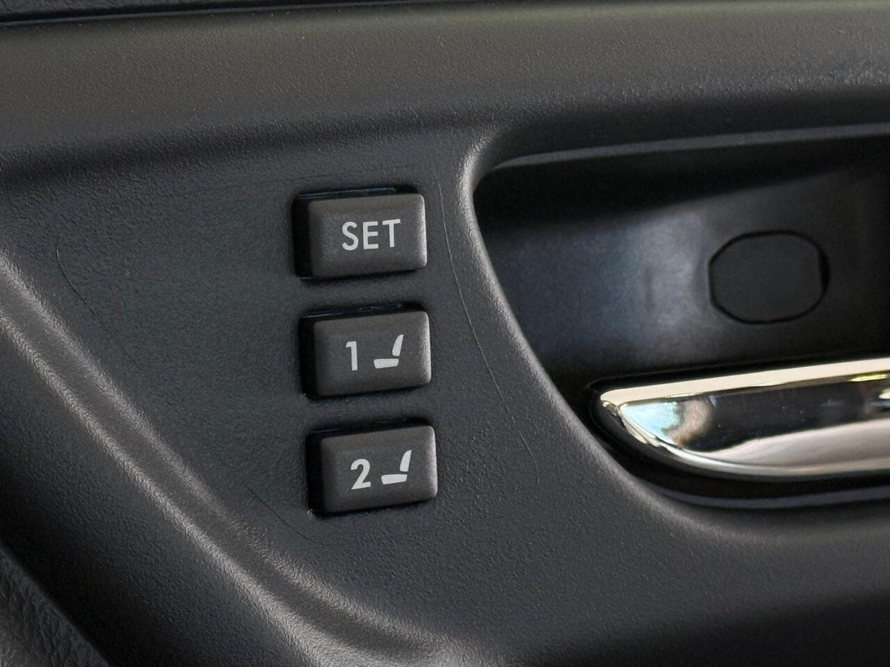 SUBARU Forester thumbnail Misc Controls