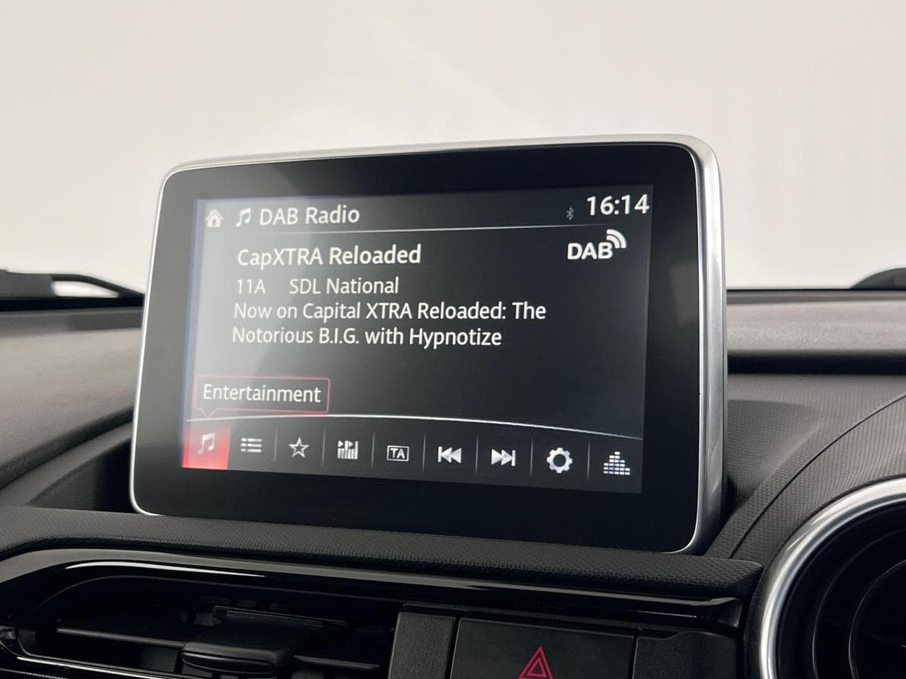 MAZDA MX-5 thumbnail Infotainment System