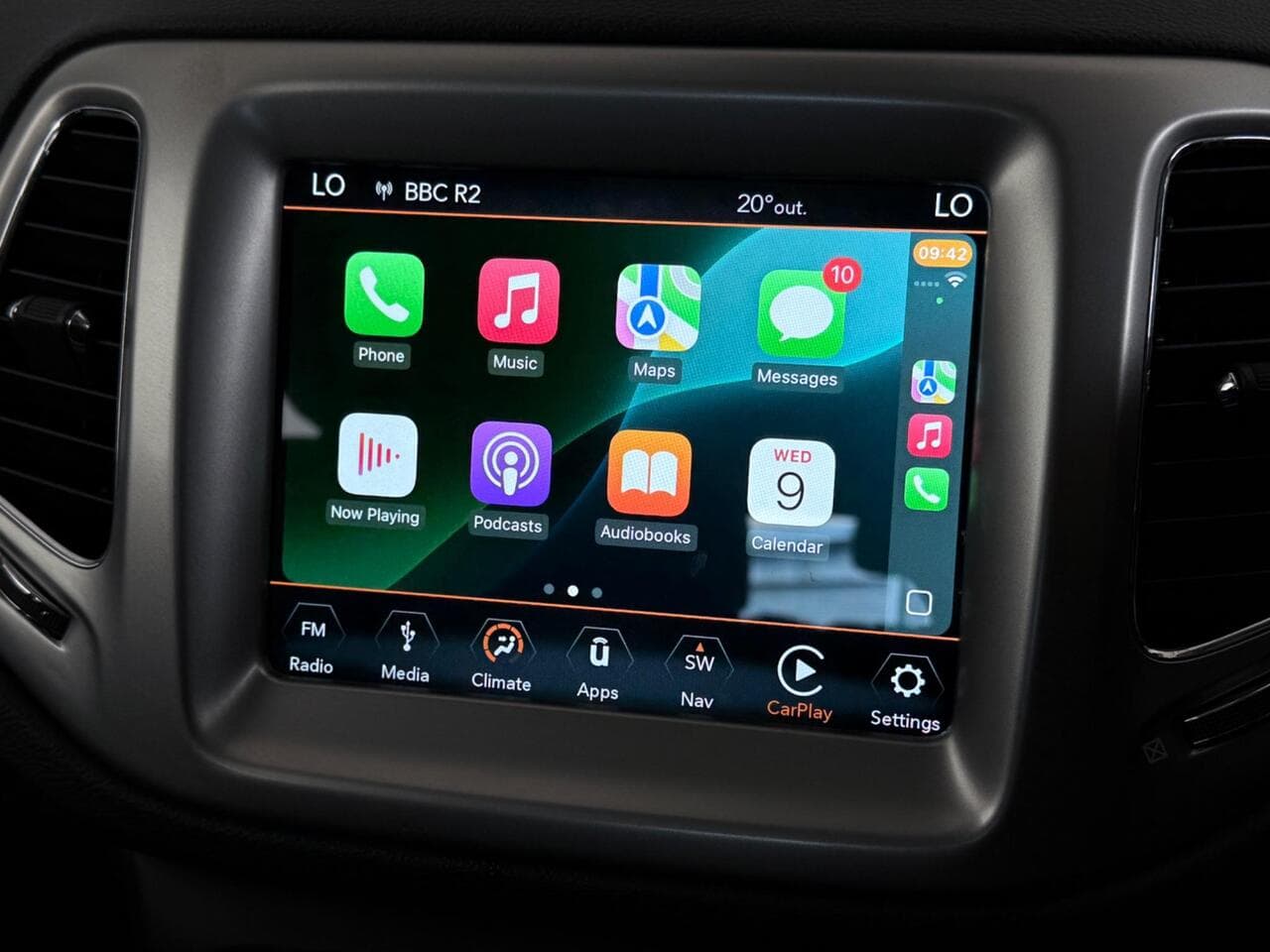 JEEP COMPASS thumbnail Infotainment System