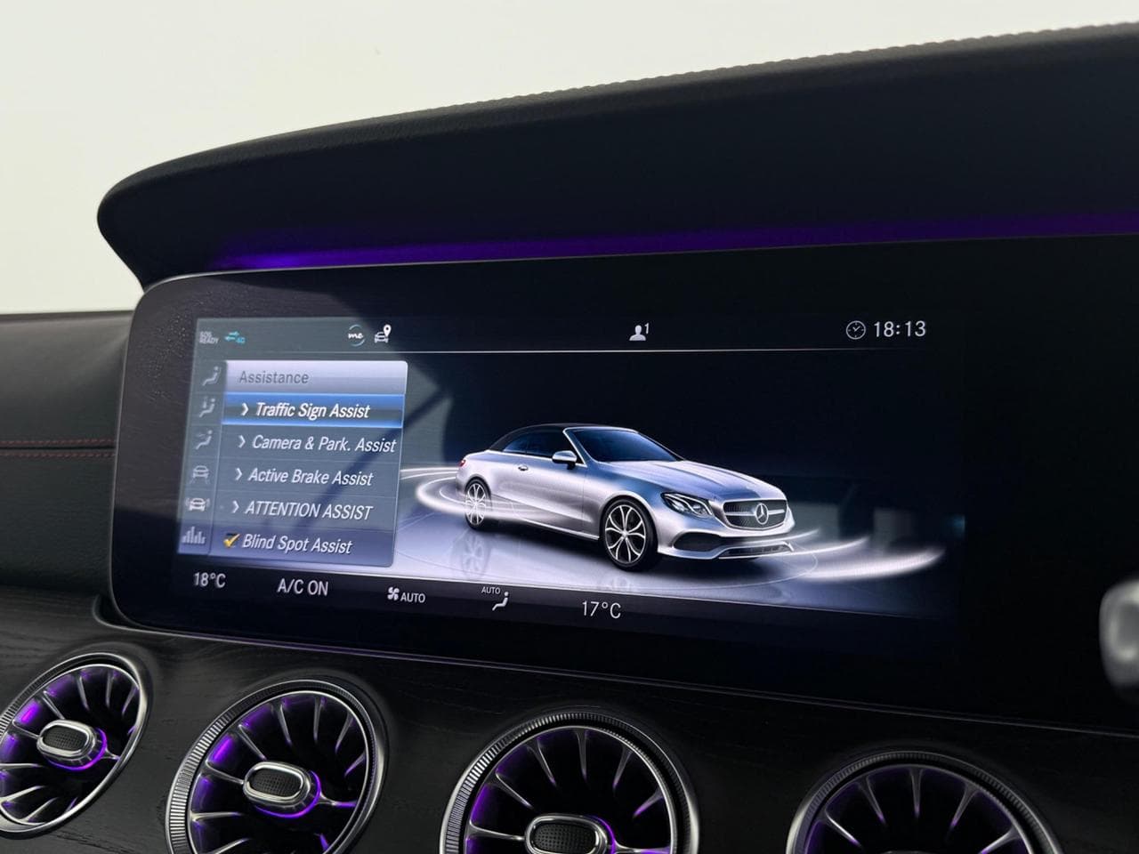 MERCEDES-BENZ E-Class thumbnail Infotainment System