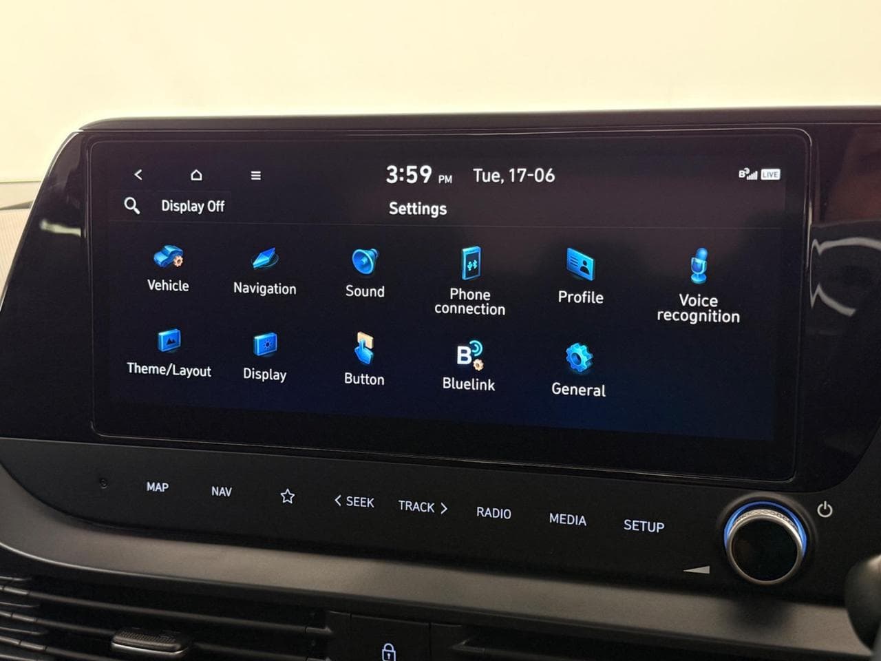 HYUNDAI i20 thumbnail Infotainment System