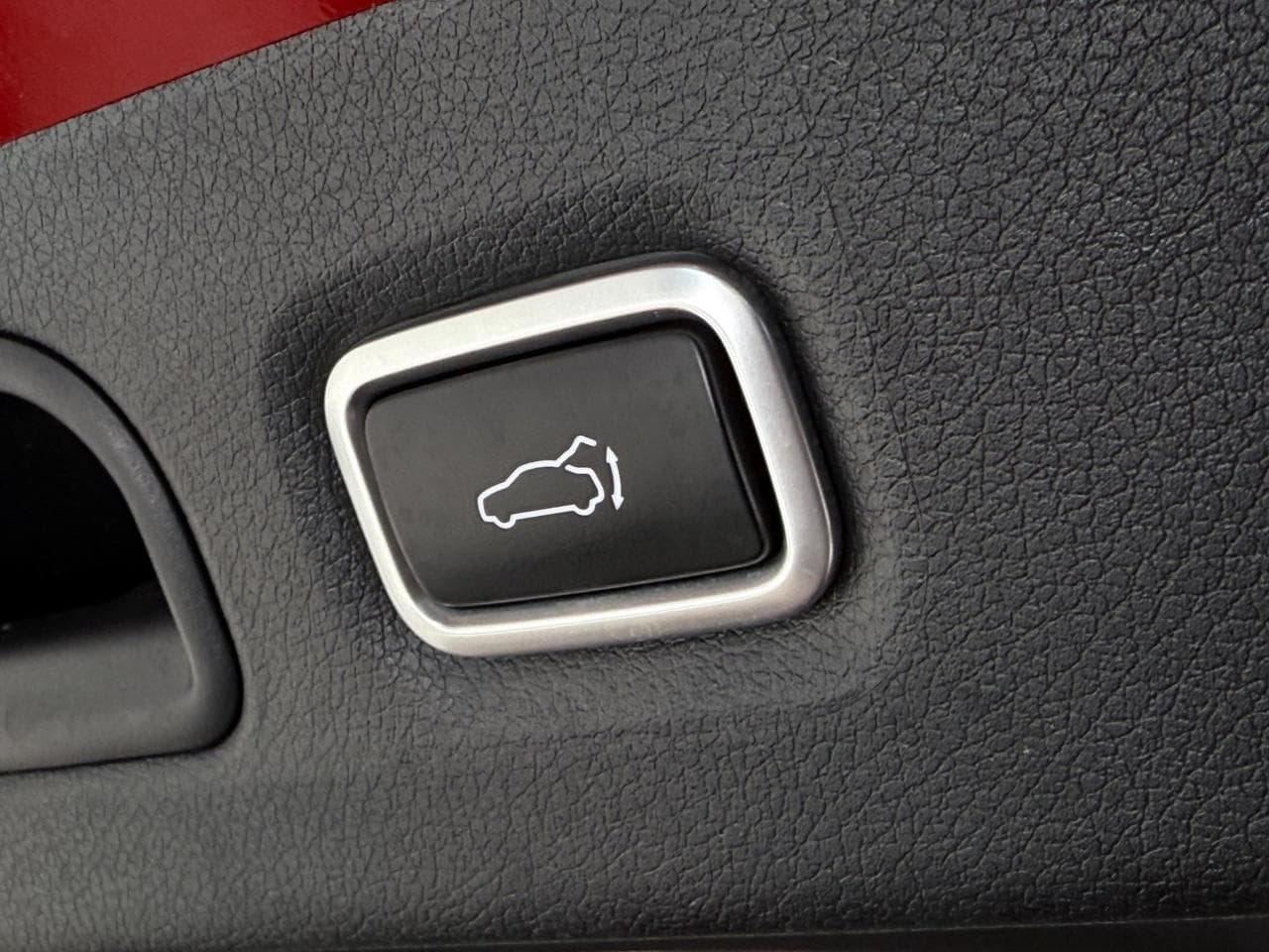 Kia Stinger thumbnail Misc Controls