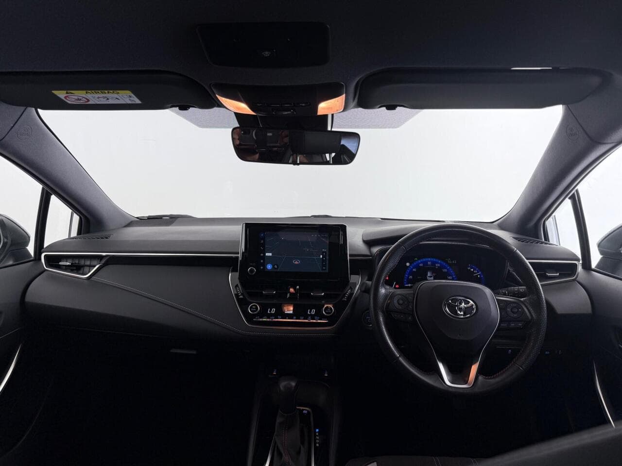 TOYOTA Corolla thumbnail Interior Front