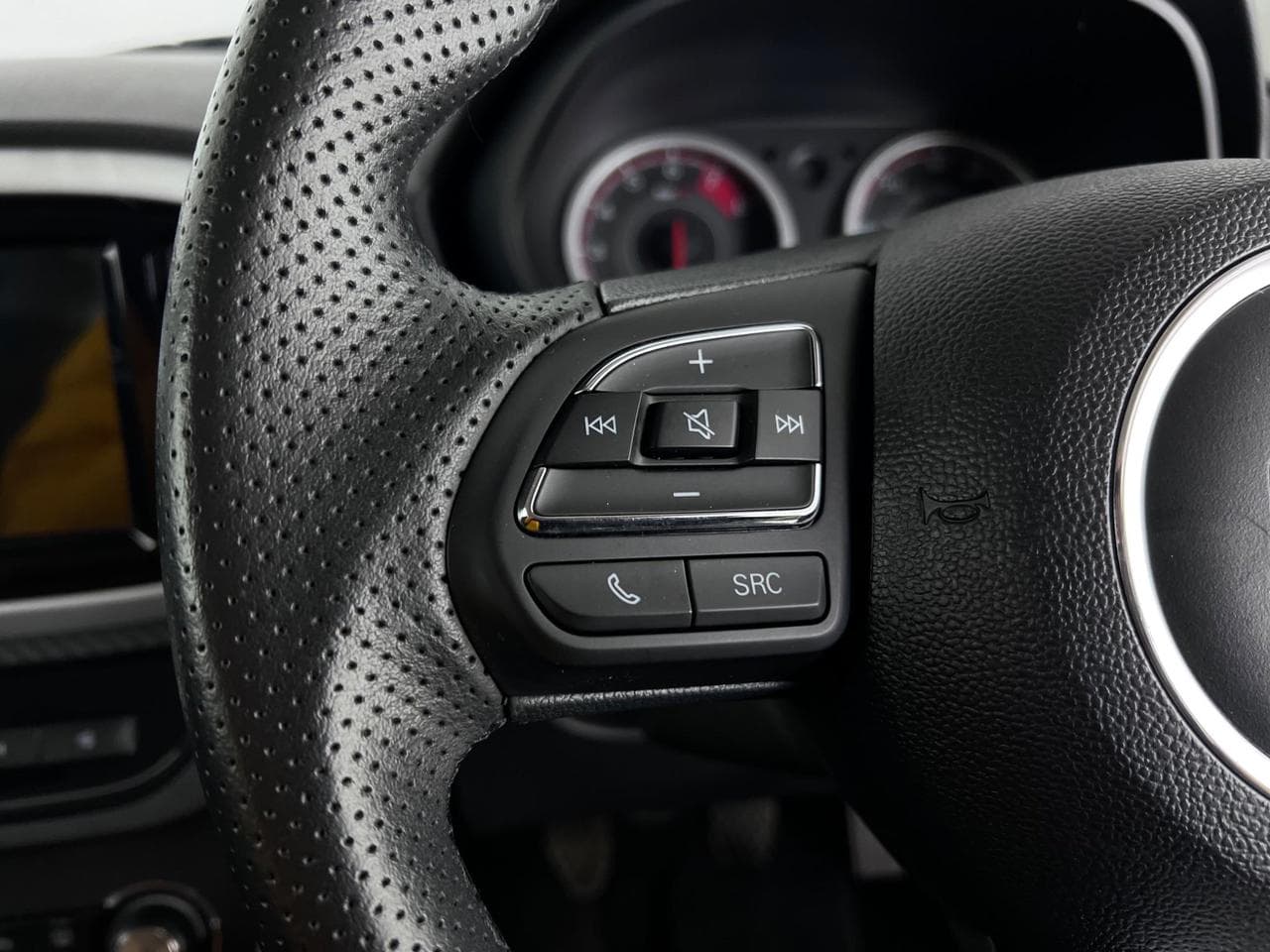 MG MG3 thumbnail Misc Controls