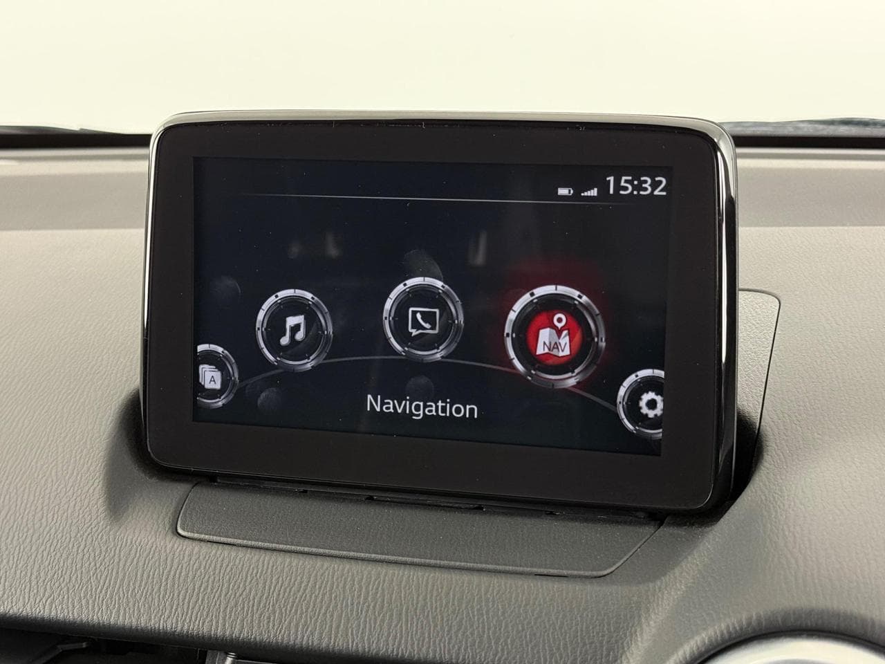 MAZDA 2 thumbnail Infotainment System