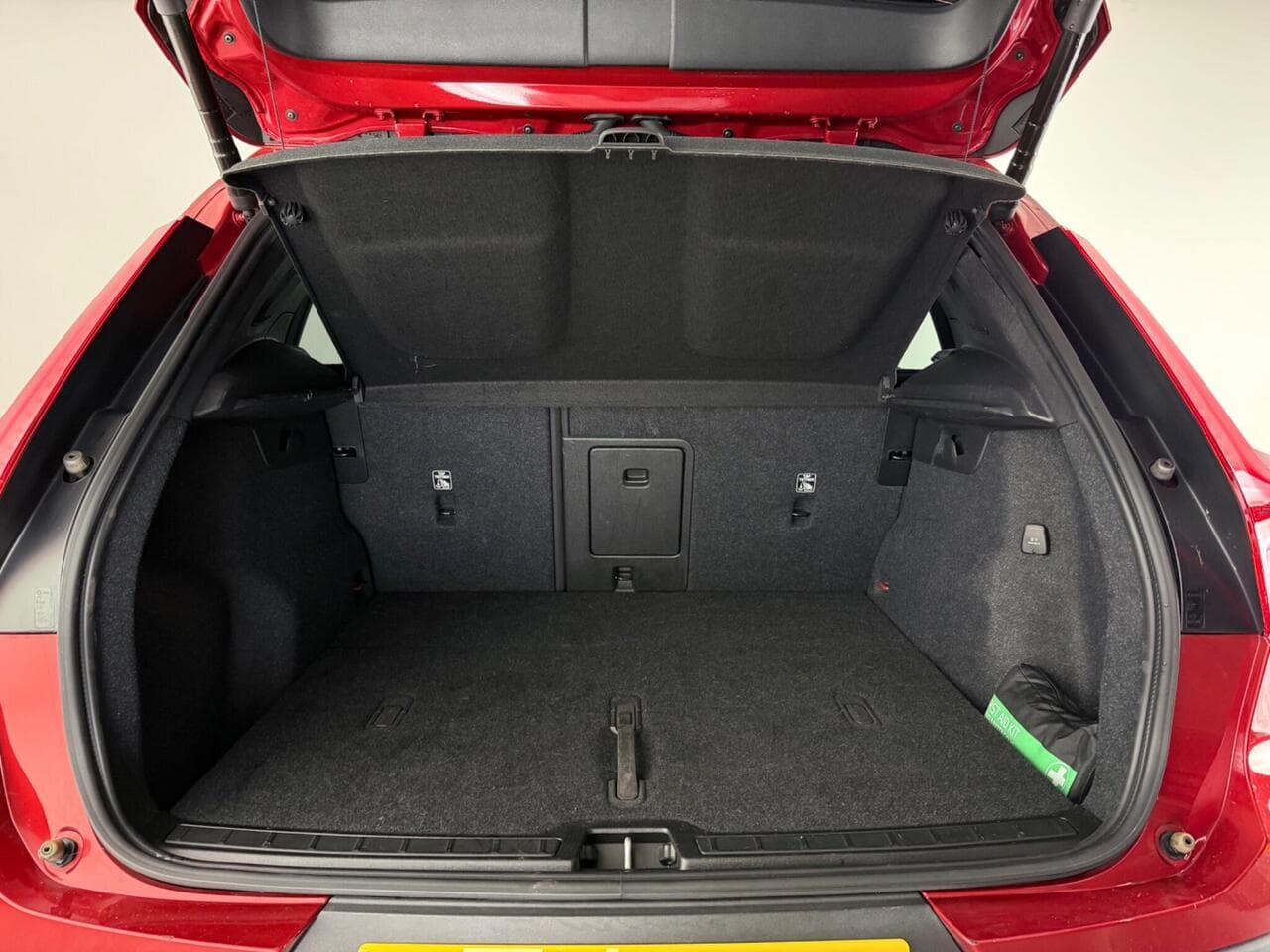 VOLVO XC40 thumbnail Boot