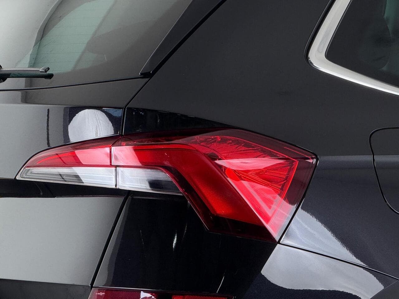 SKODA Kamiq thumbnail Lights Rear