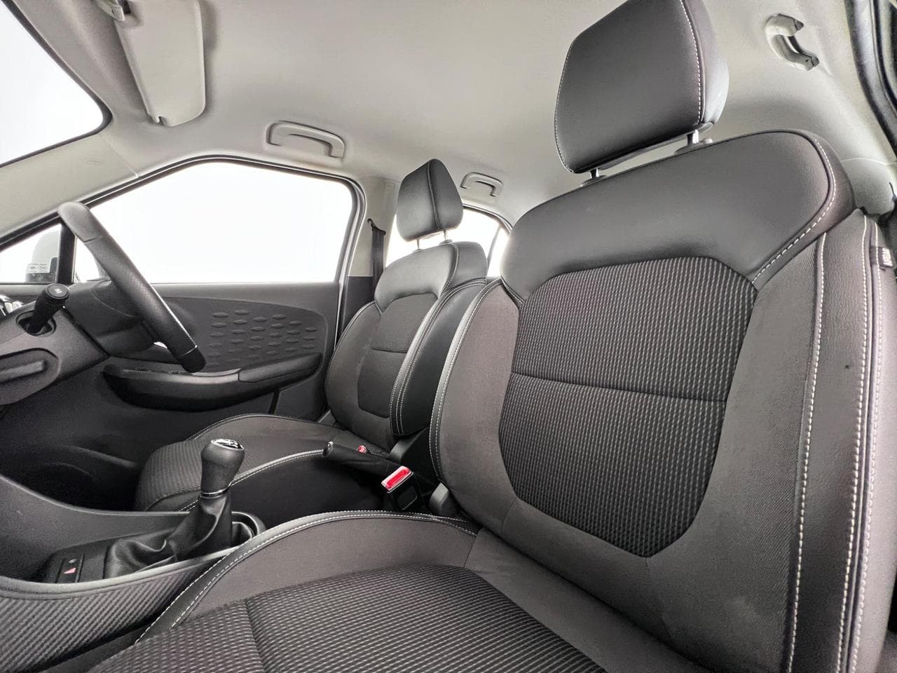 MG MG3 thumbnail Seat Front Passenger