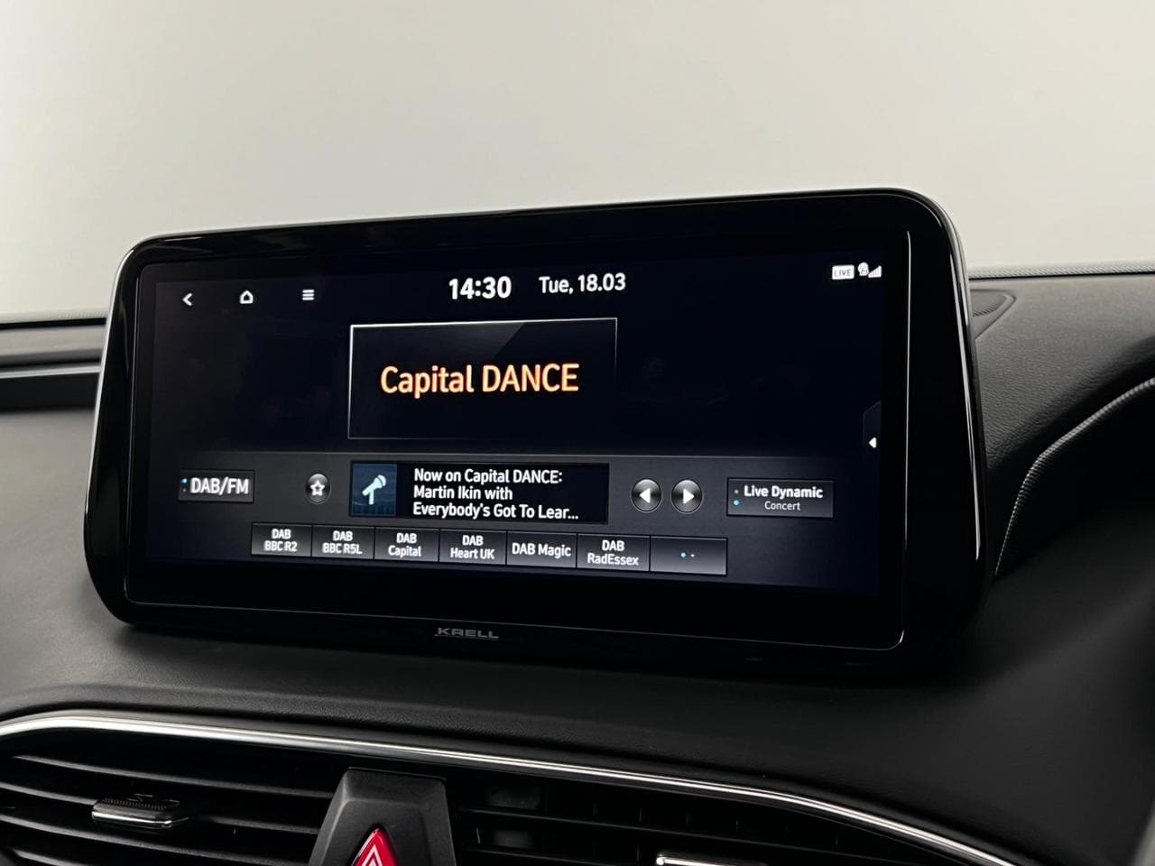 HYUNDAI SANTA FE thumbnail Infotainment System