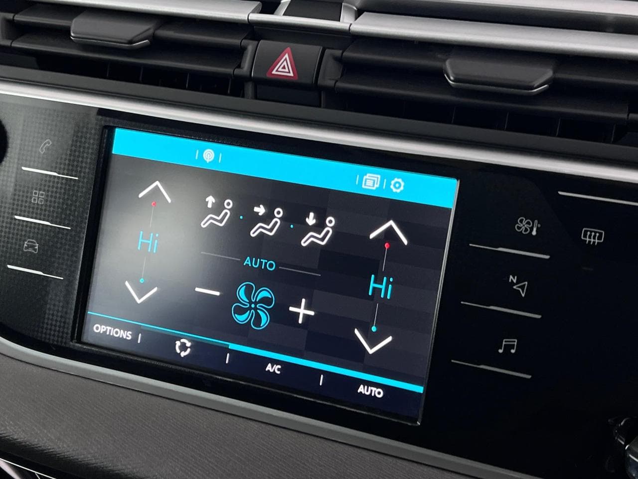 CITROEN C4 Spacetourer thumbnail Infotainment System