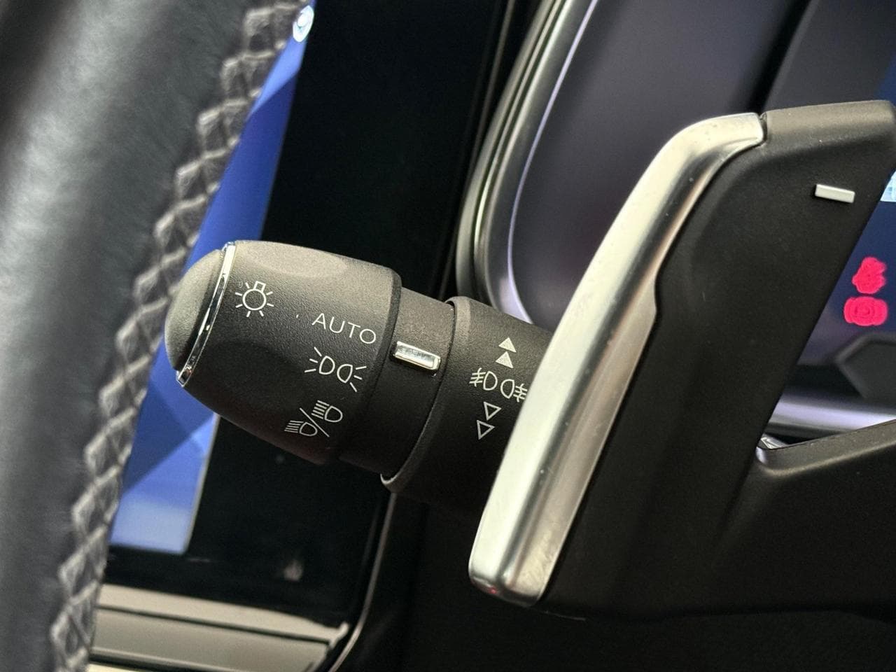 DS 7 Crossback thumbnail Misc Controls