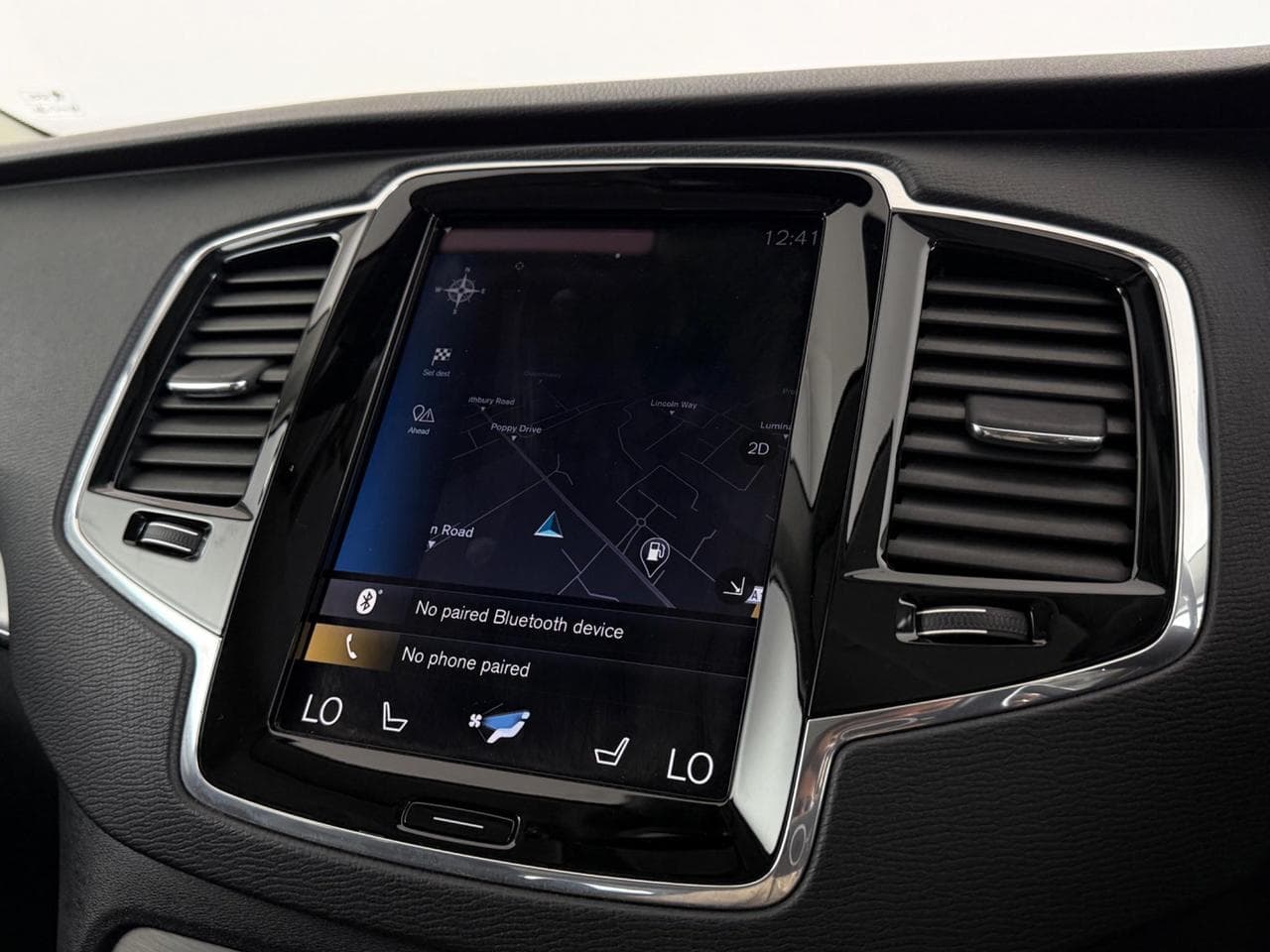 VOLVO XC90 thumbnail Infotainment System