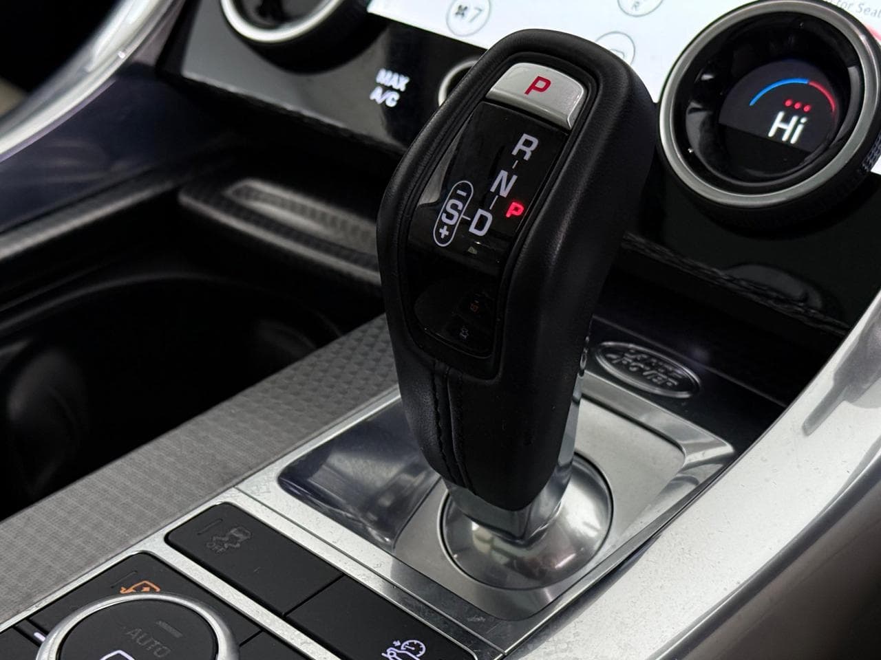LAND ROVER Range Rover Sport thumbnail Interior Front