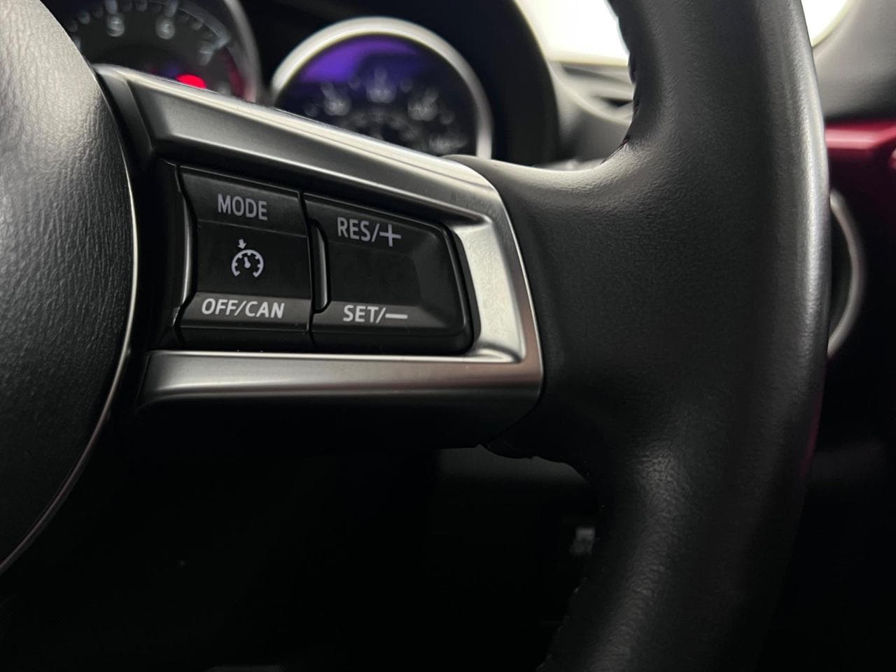 MAZDA MX-5 thumbnail Misc Controls