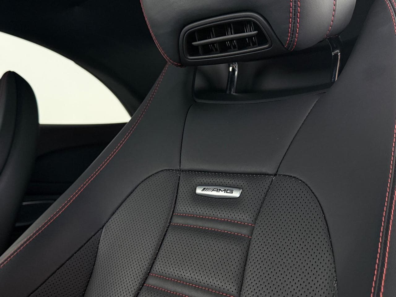 MERCEDES-BENZ E-Class thumbnail Seat Front Passenger