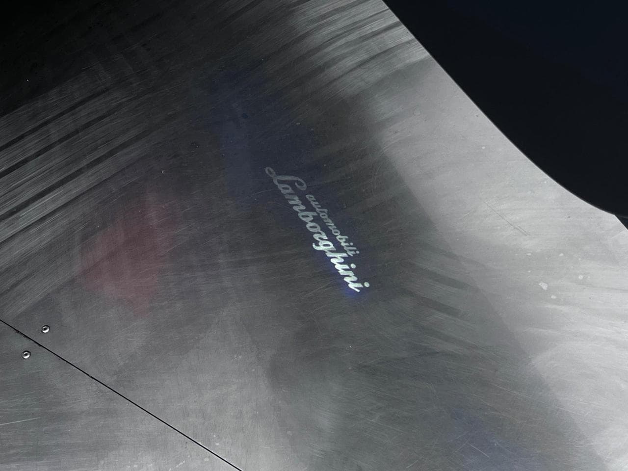 LAMBORGHINI Urus thumbnail Inconclusive