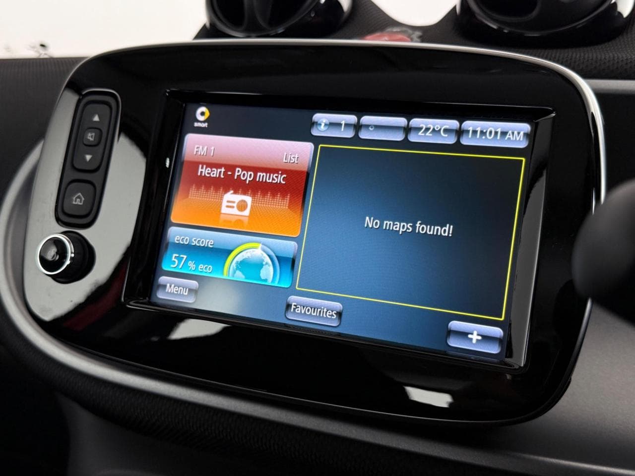 SMART forfour thumbnail Infotainment System