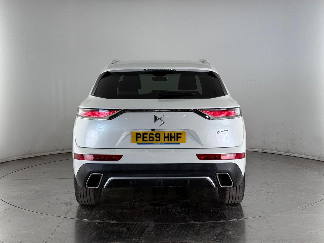 DS 7 Crossback thumbnail Rear