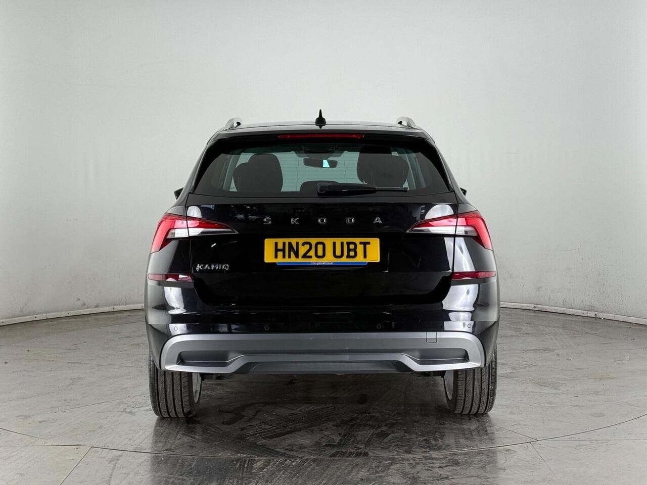 SKODA Kamiq thumbnail Rear