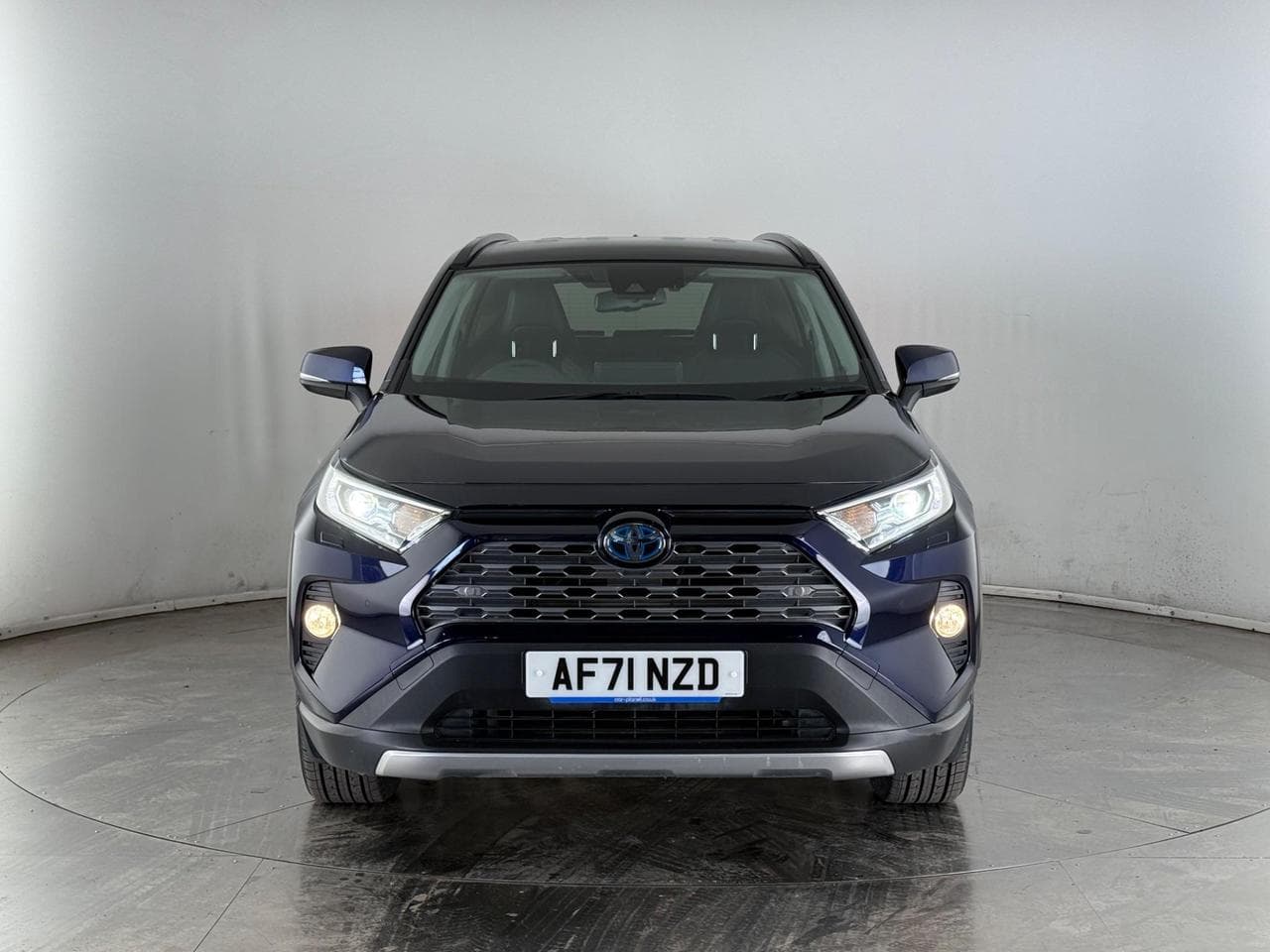 TOYOTA RAV4 thumbnail Front