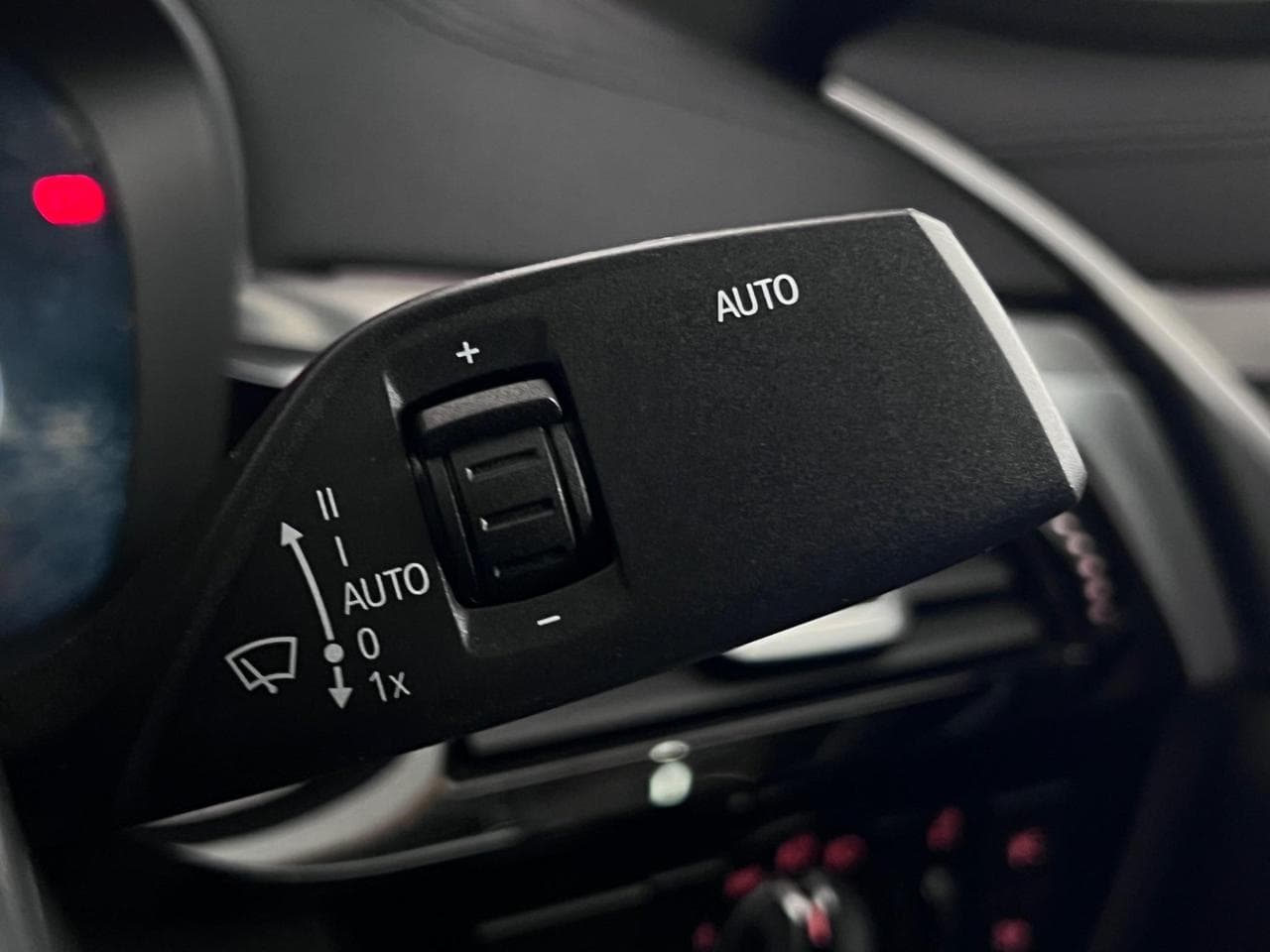 BMW 6 SERIES thumbnail Misc Controls