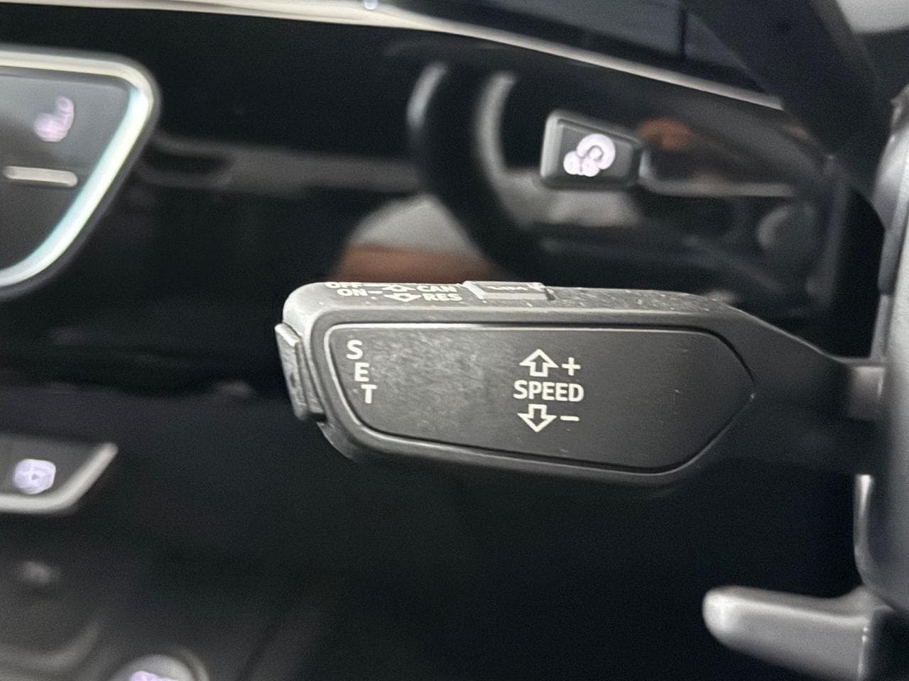 AUDI A4 thumbnail Misc Controls