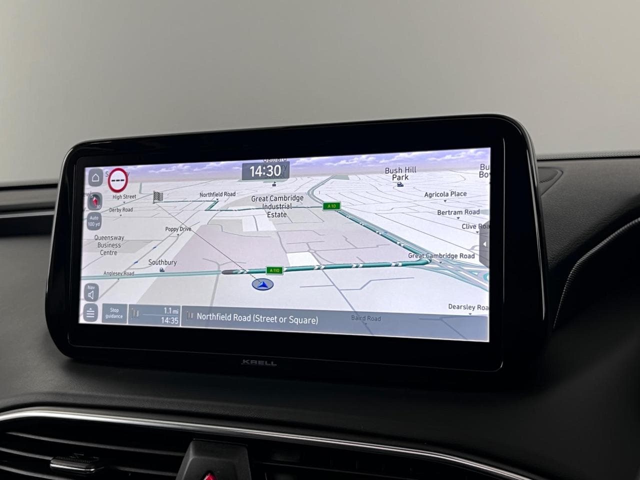 HYUNDAI SANTA FE thumbnail Infotainment System