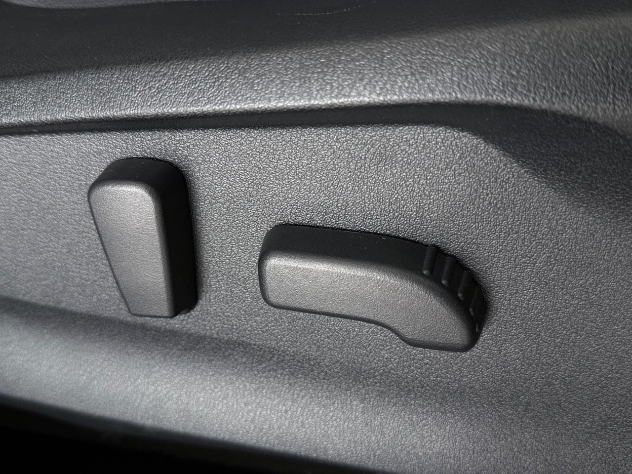 SUBARU Forester thumbnail Misc Controls