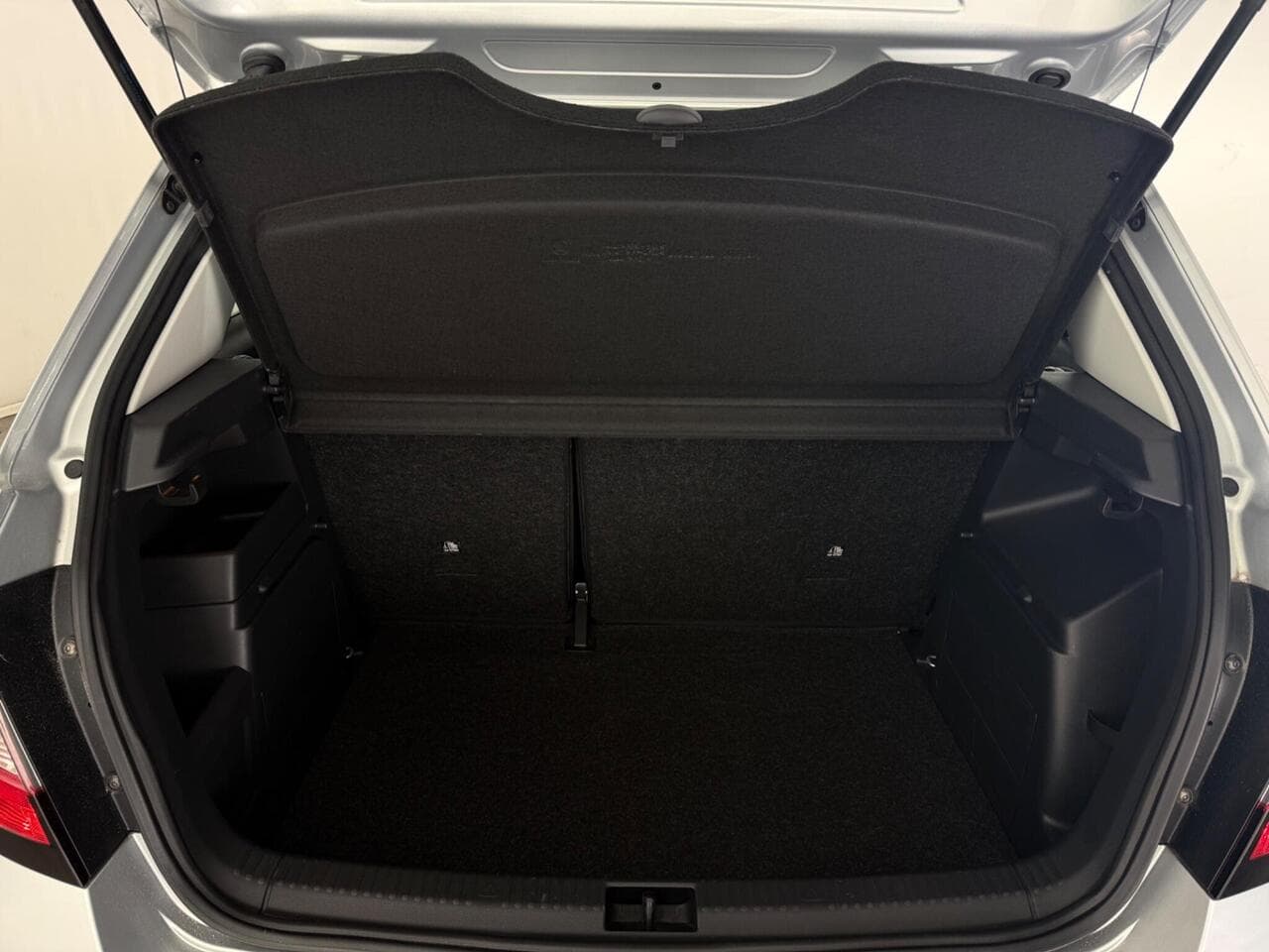 SKODA Fabia thumbnail Boot