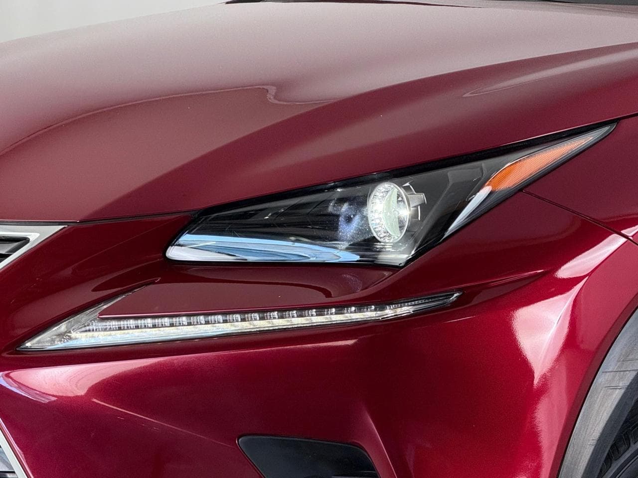 LEXUS NX thumbnail Lights Front