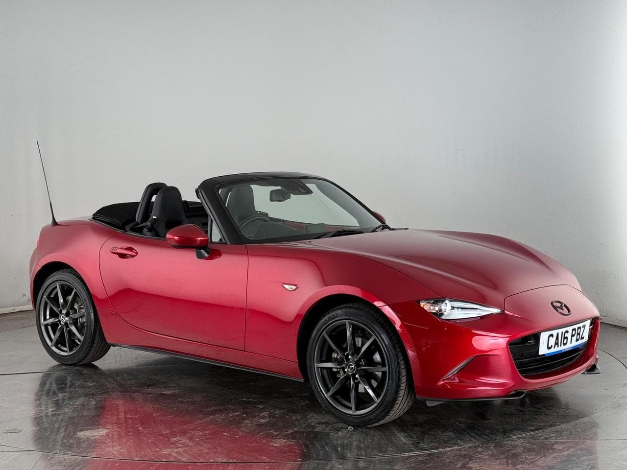 MAZDA MX-5 - MAZDA MX-5 2.0 SKYACTIV-G Sport Nav Euro 6 2dr