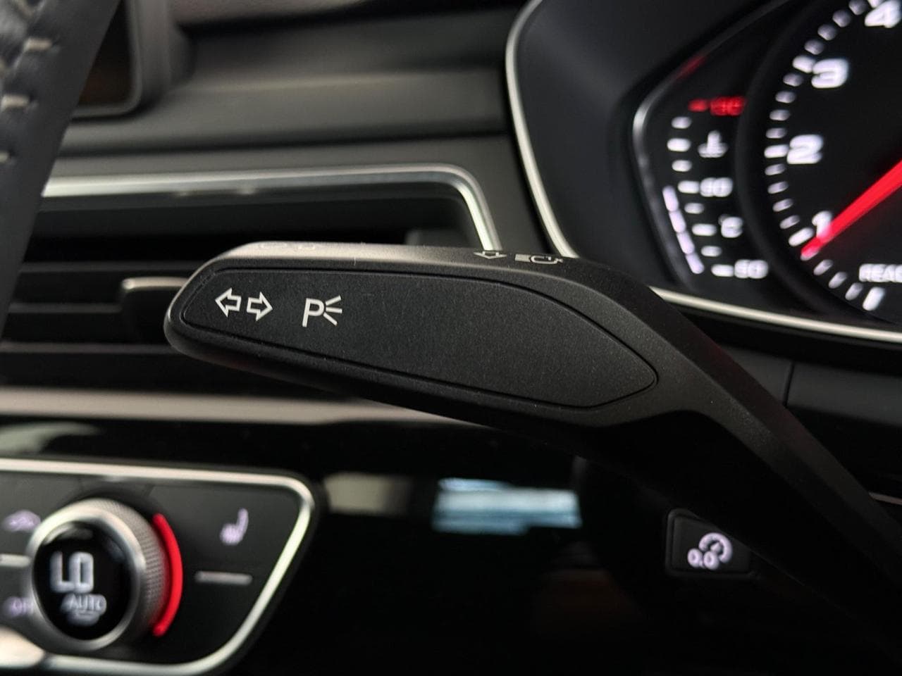 AUDI A4 thumbnail Misc Controls