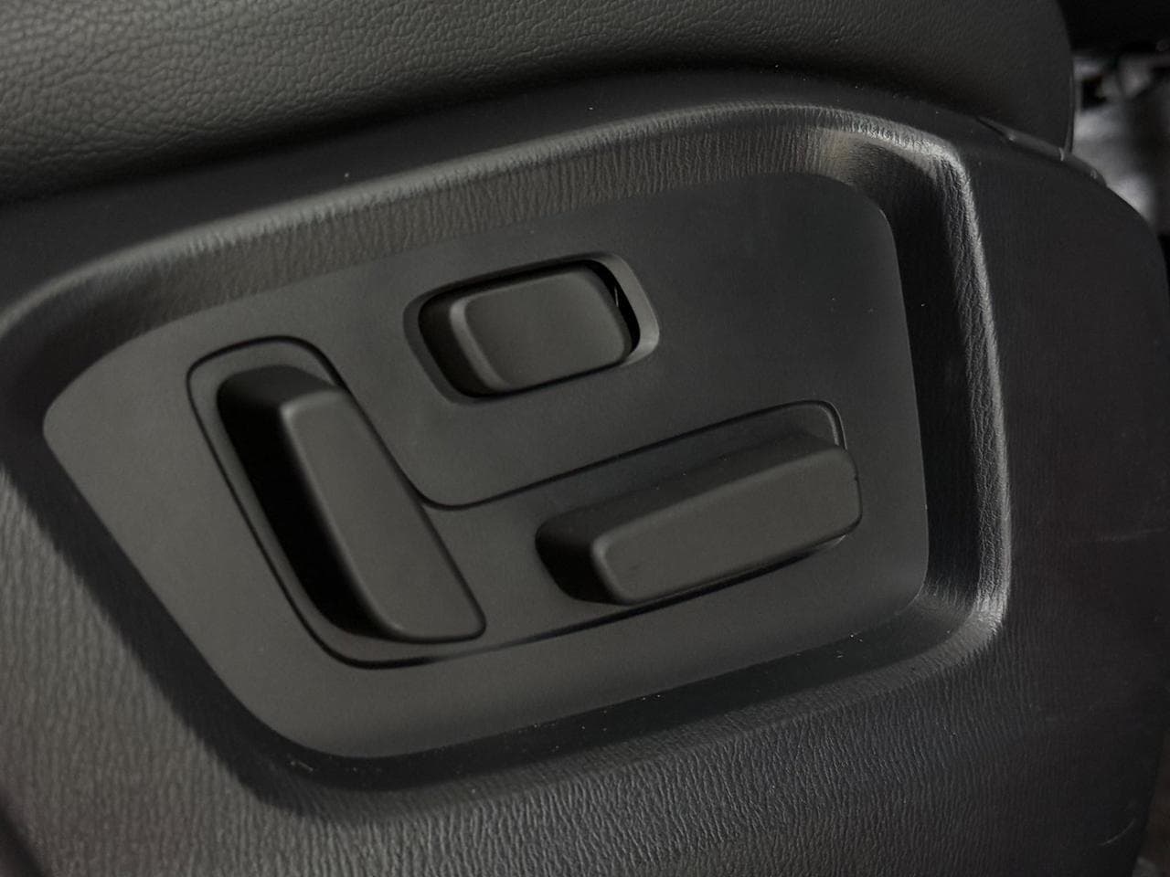 MAZDA CX-5 thumbnail Misc Controls