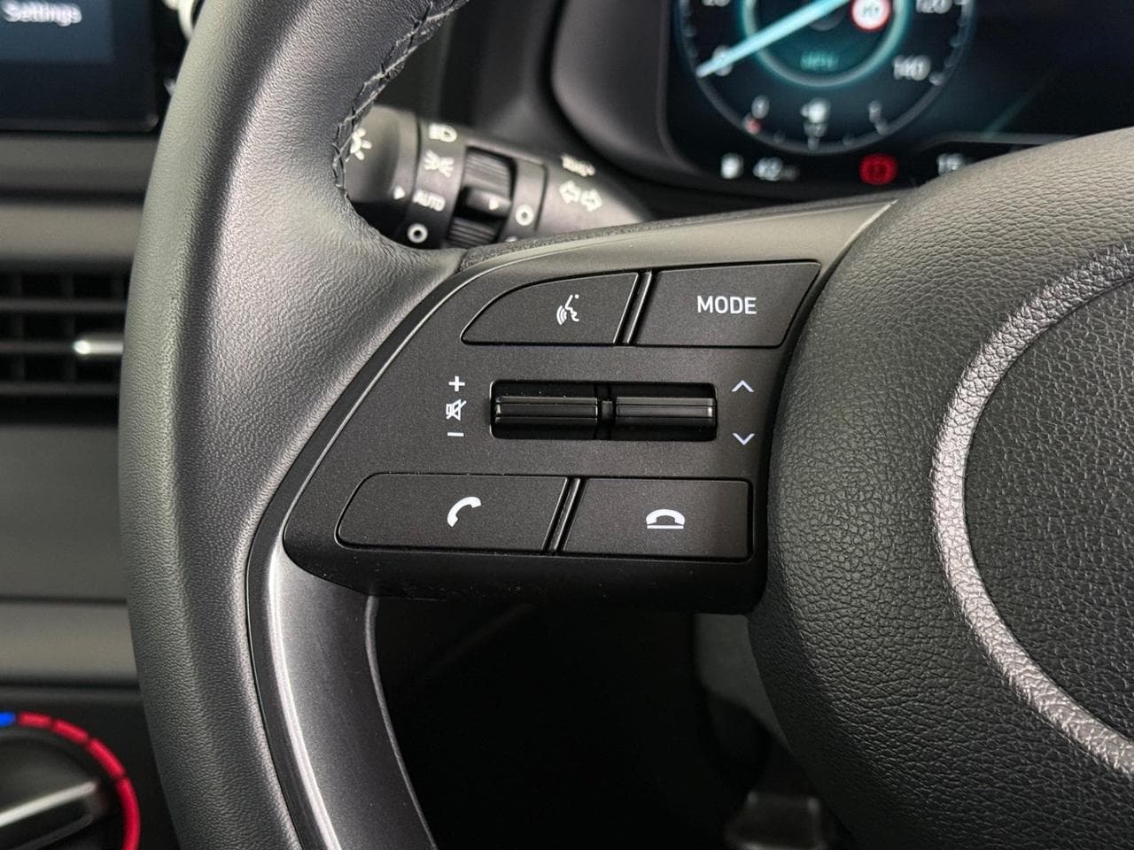 HYUNDAI i20 thumbnail Misc Controls